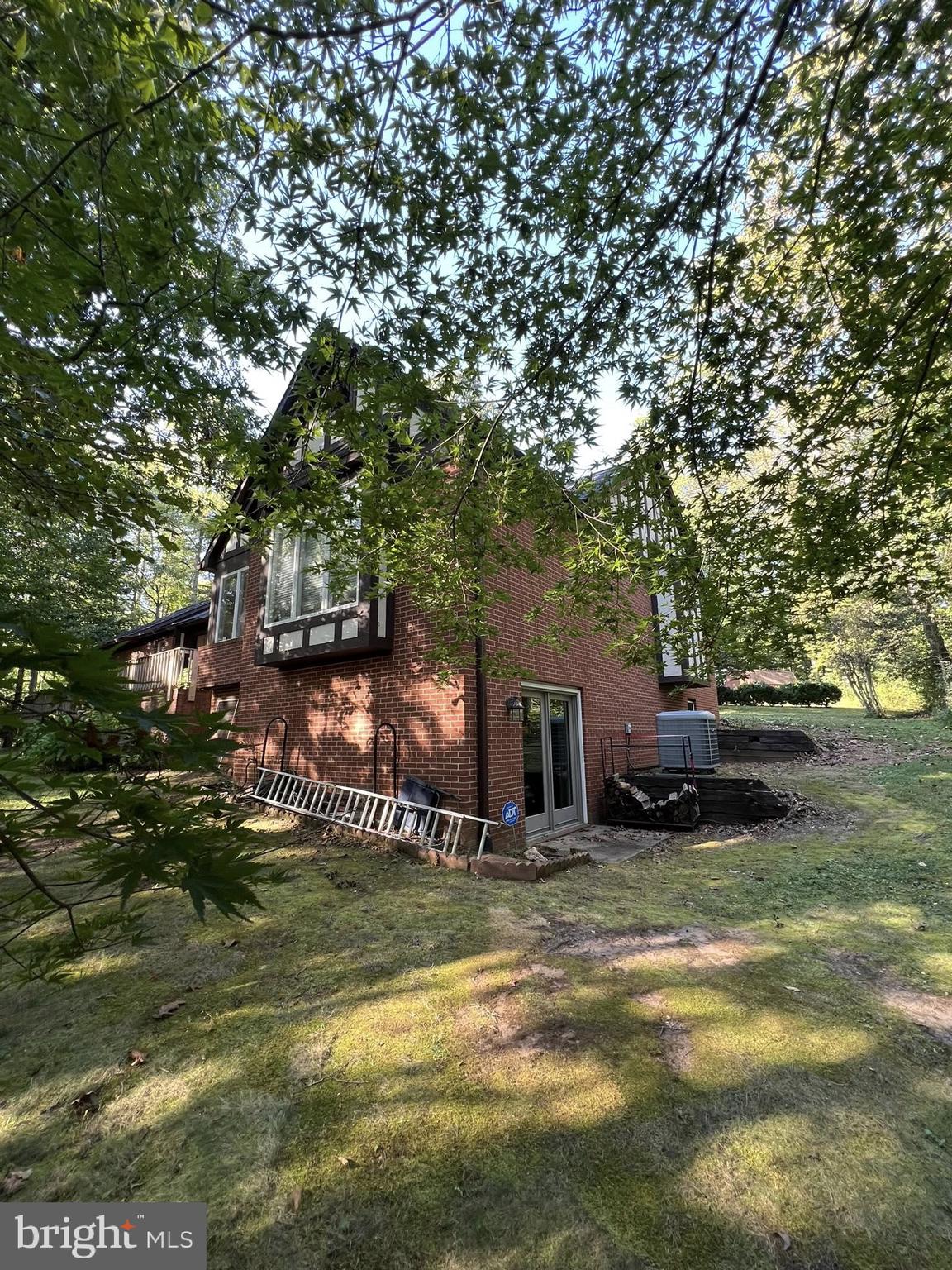 WOODLYNN MANOR - Residential