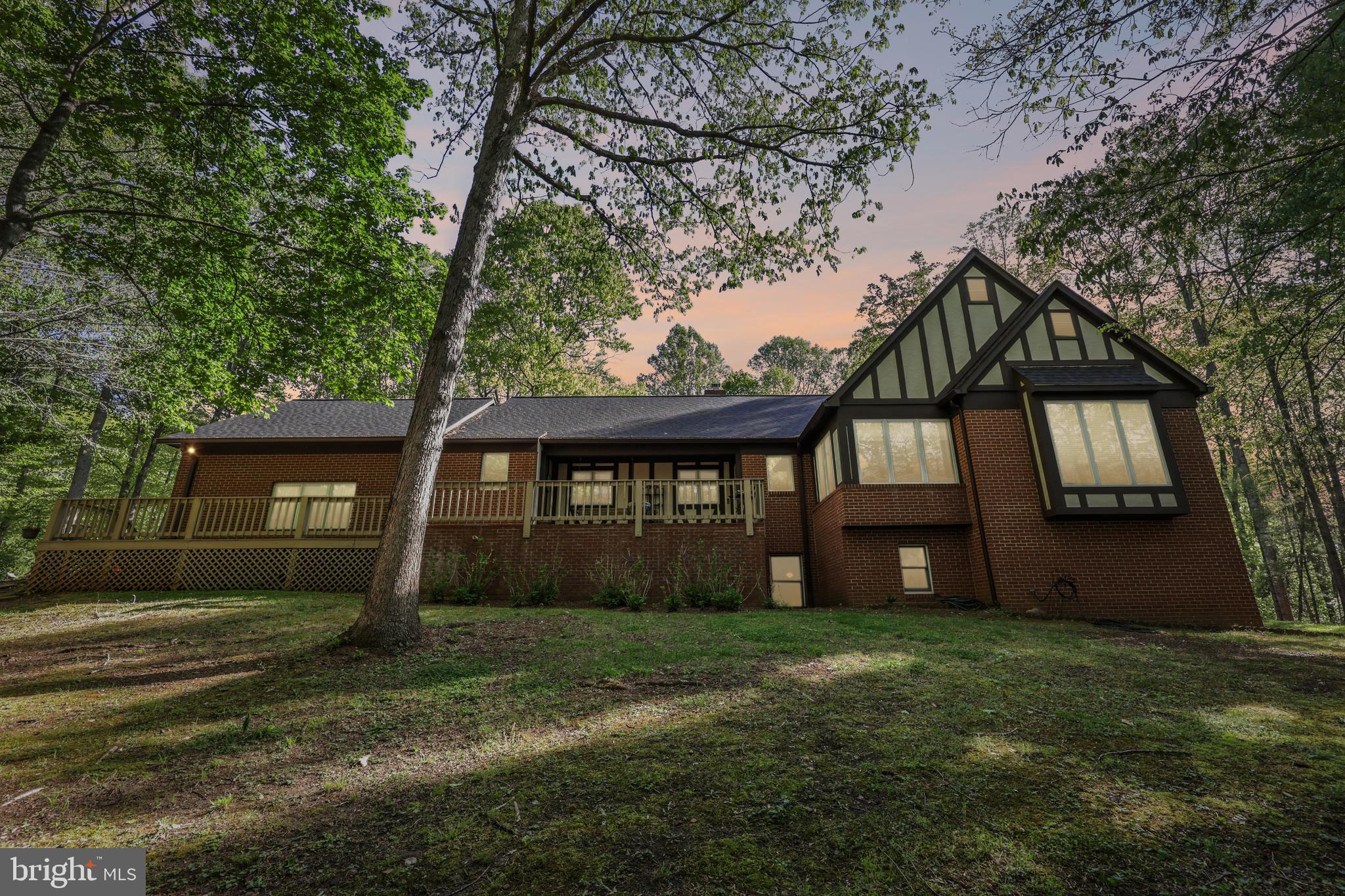 WOODLYNN MANOR - Residential