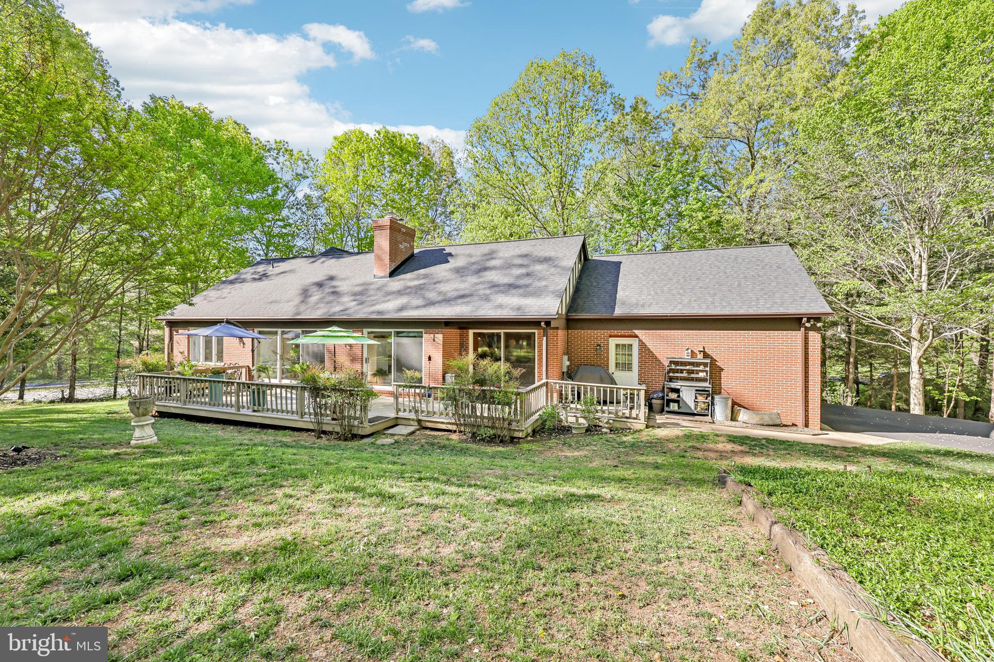 WOODLYNN MANOR - Residential
