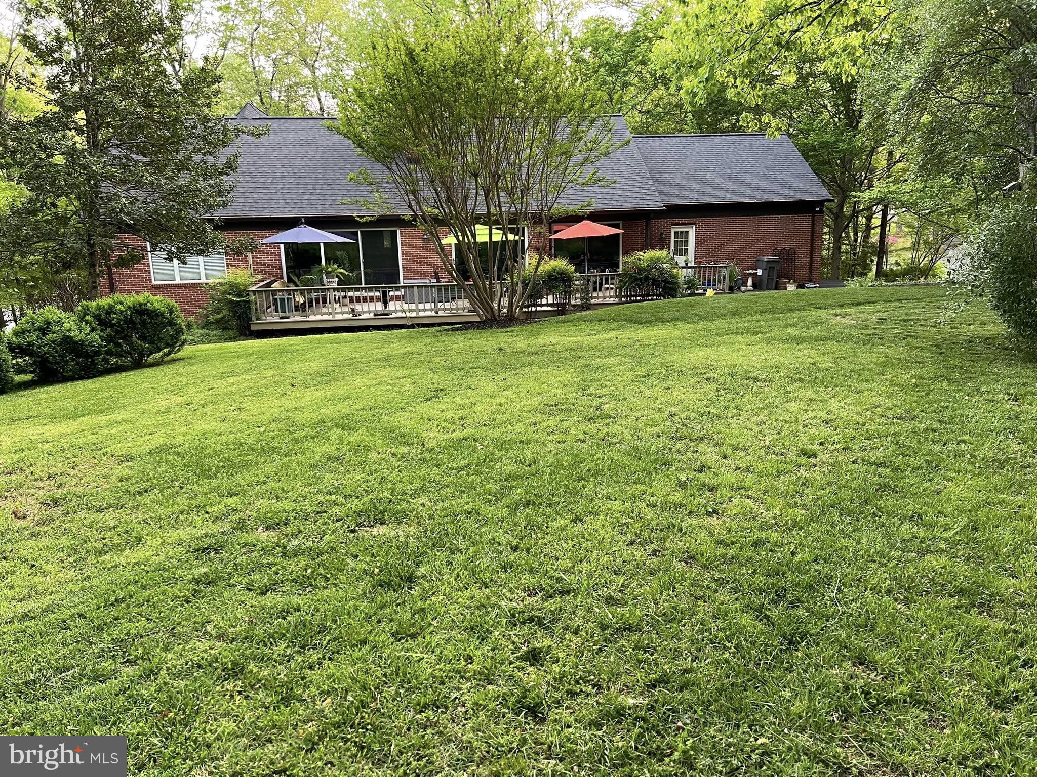 WOODLYNN MANOR - Residential