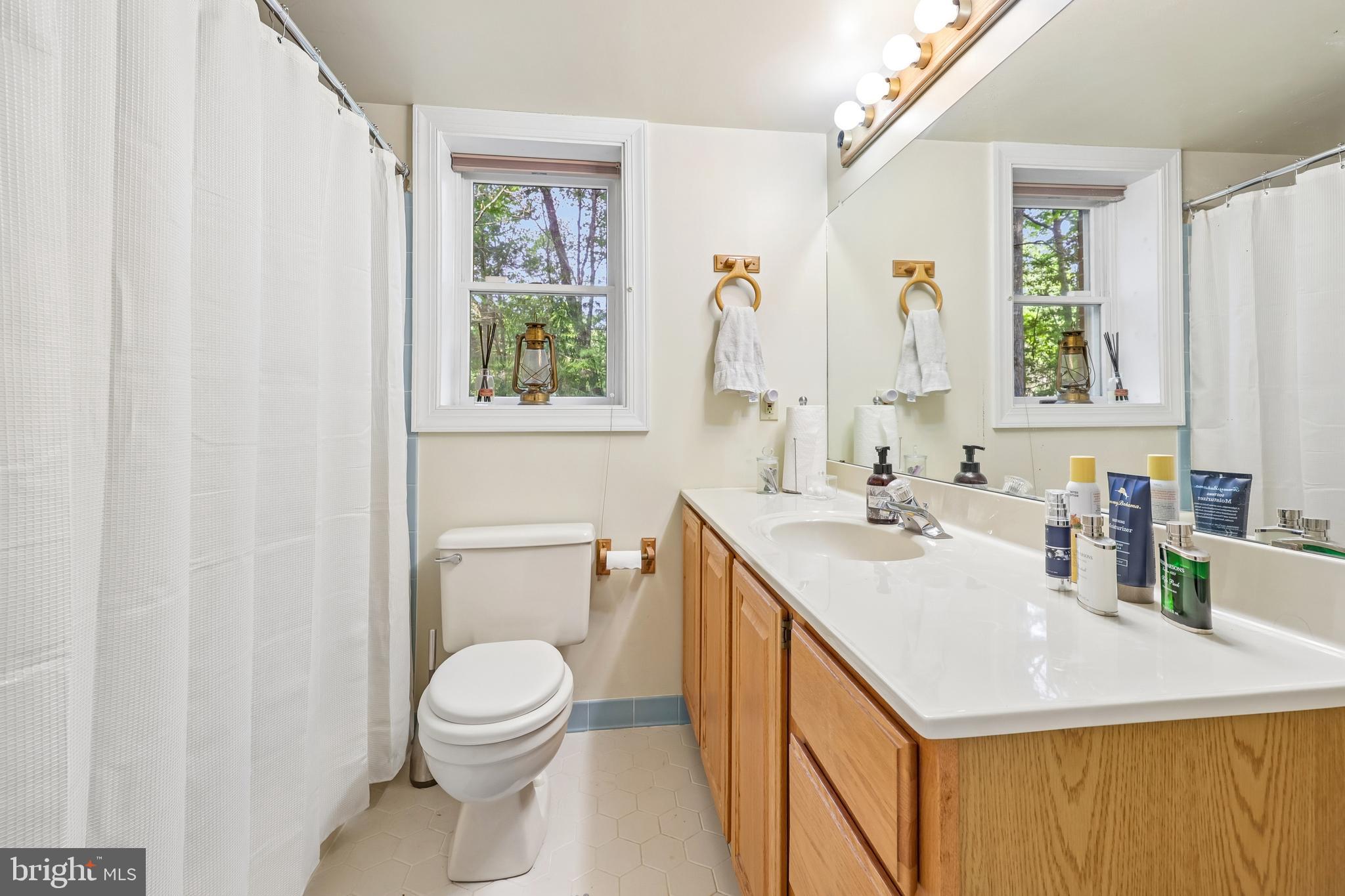 WOODLYNN MANOR - Residential