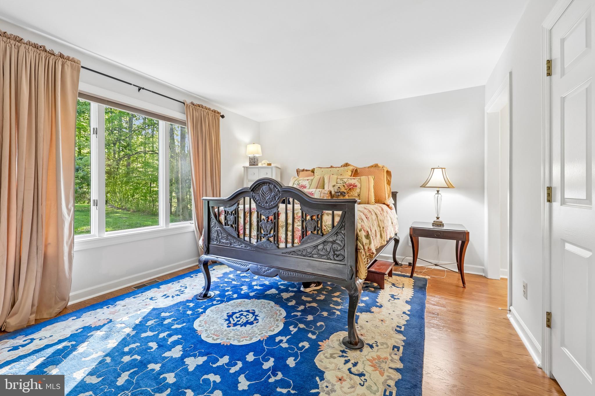 WOODLYNN MANOR - Residential