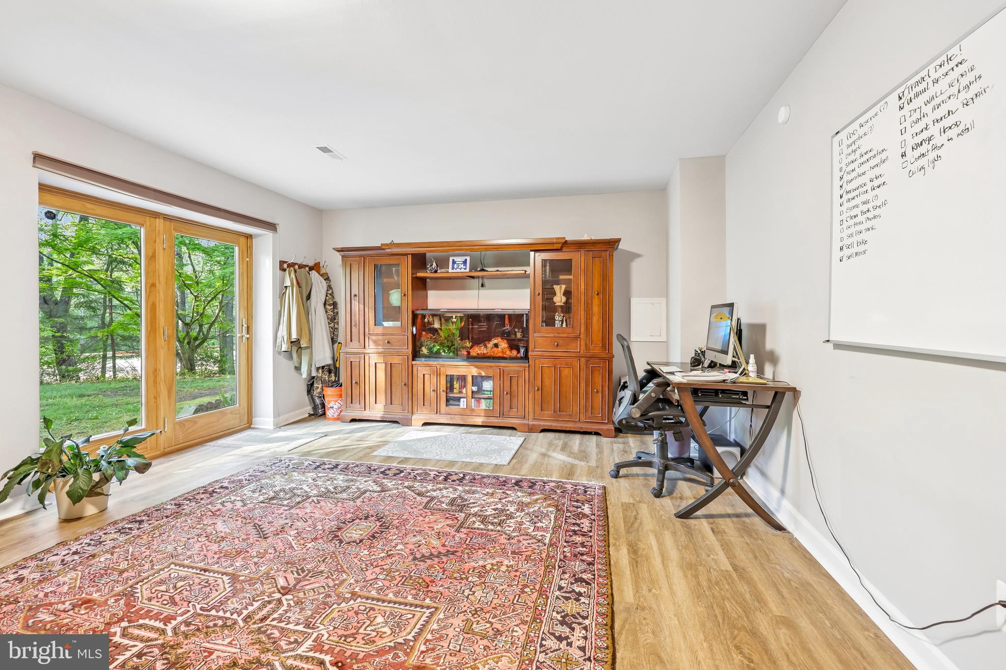 WOODLYNN MANOR - Residential