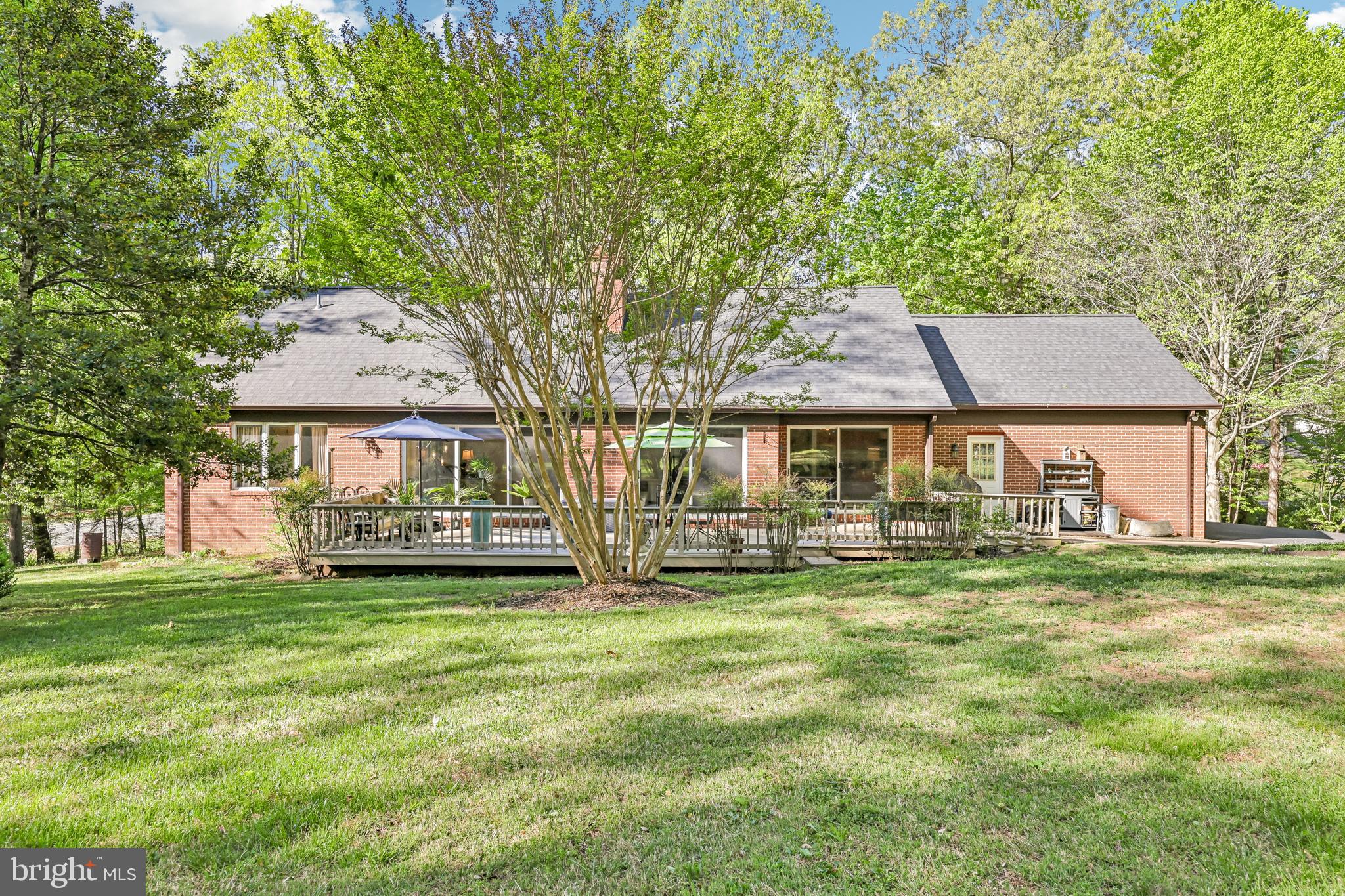 WOODLYNN MANOR - Residential
