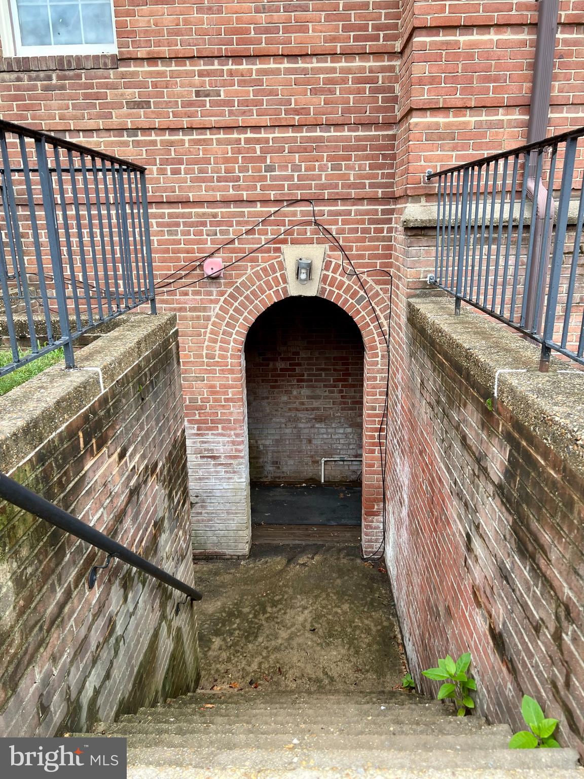 CANAL PLACE - Residential Lease