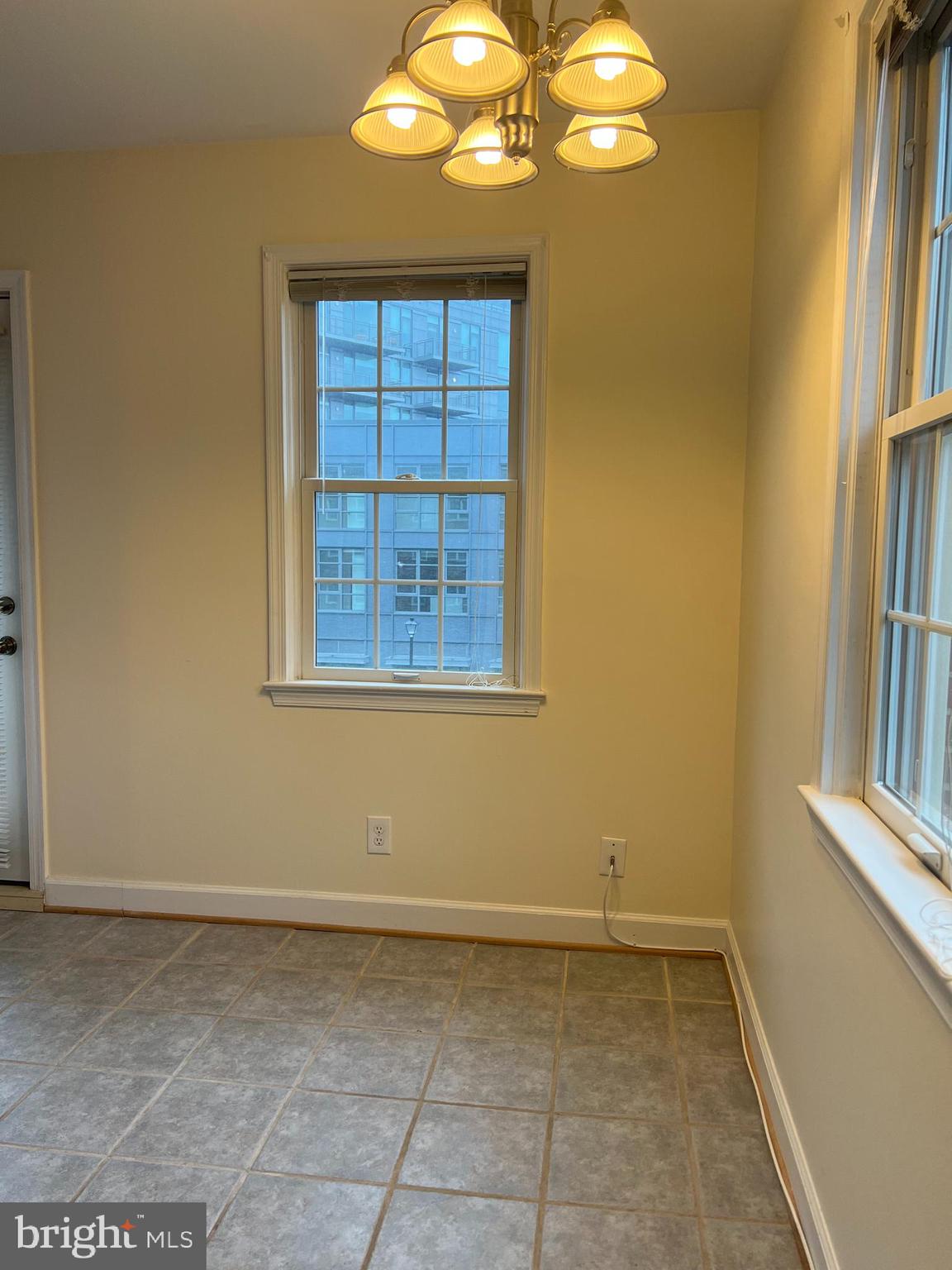 CANAL PLACE - Residential Lease