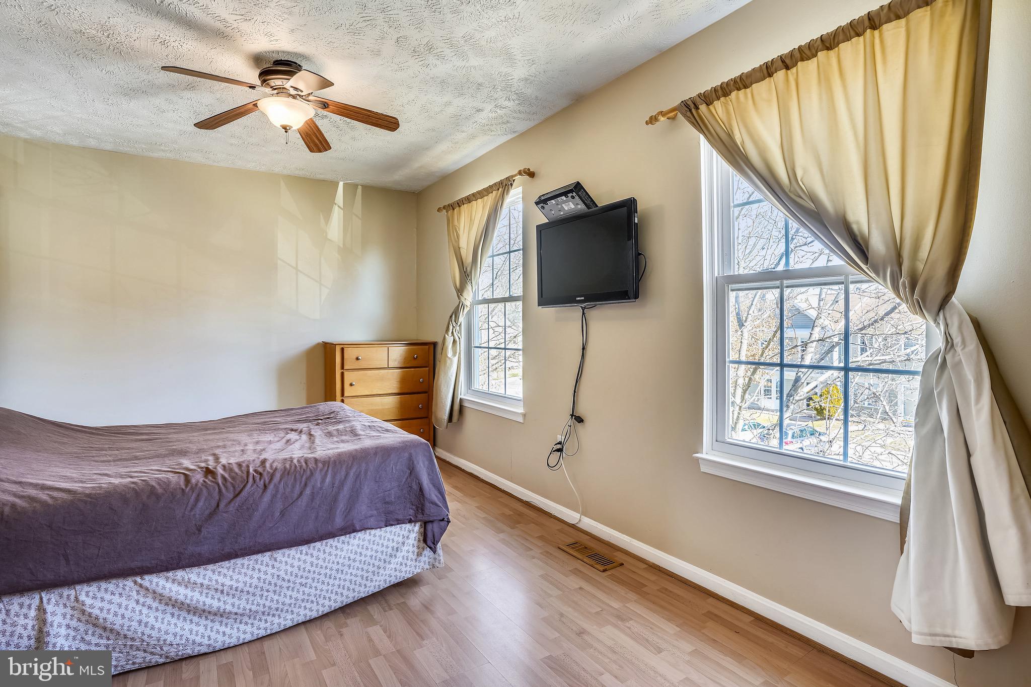 WASHINGTON SQUARE - Residential