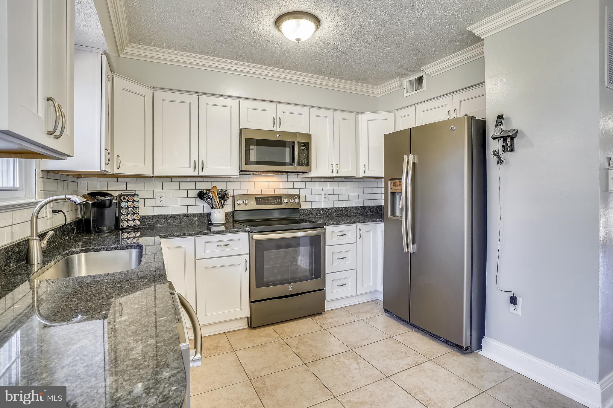 WASHINGTON SQUARE - Residential