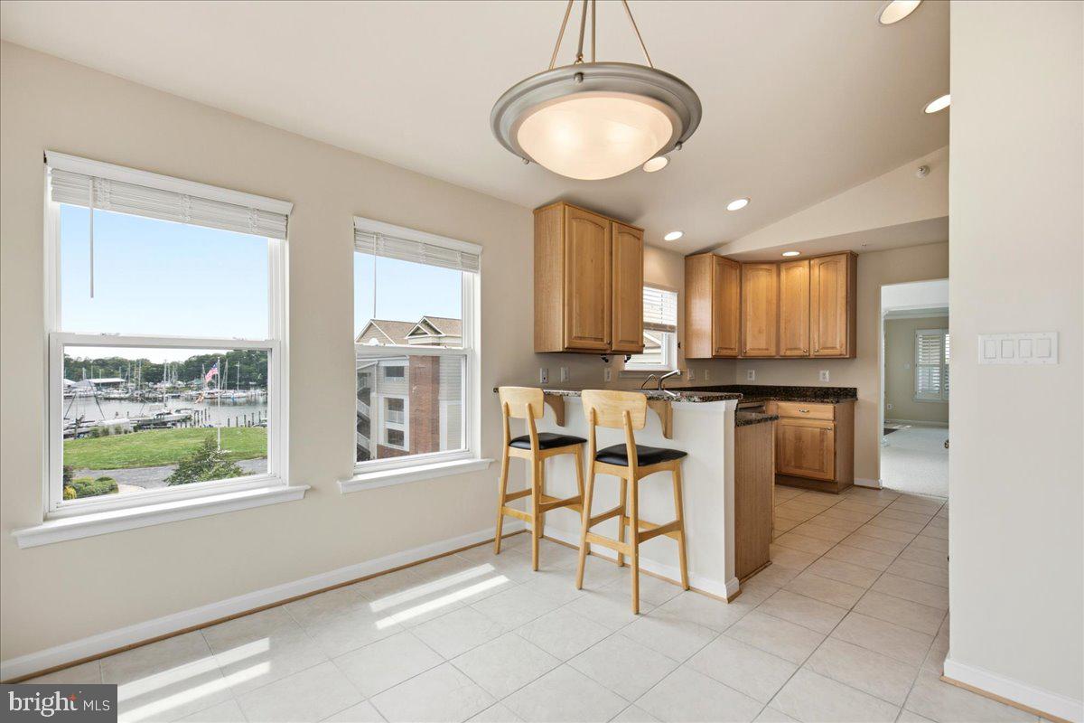 534 OYSTER BAY PLACE 401
