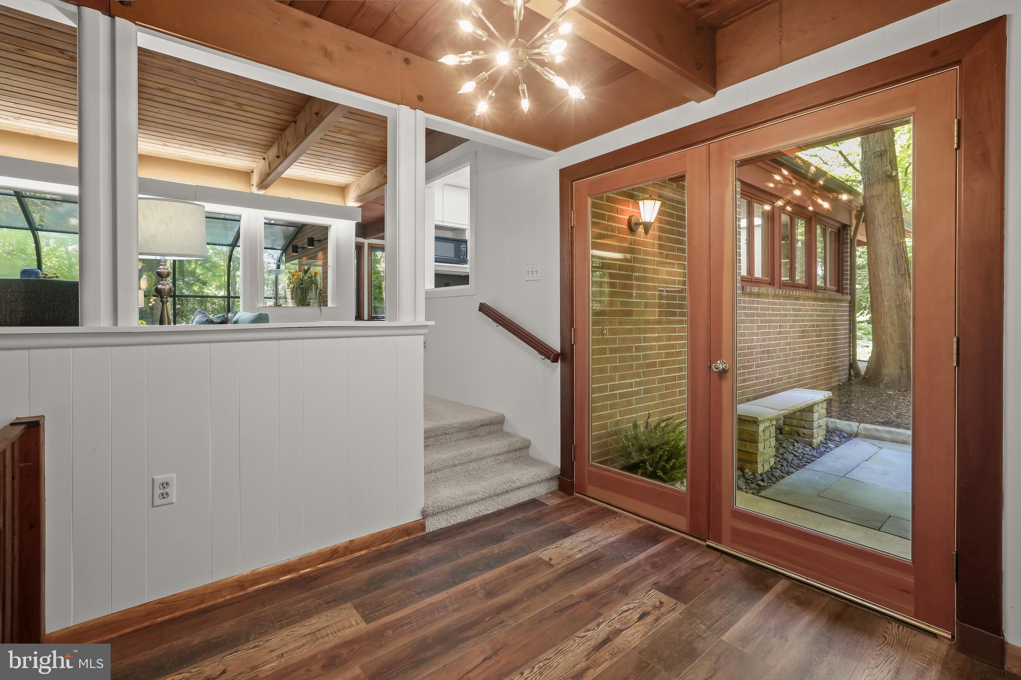 GIBSON ISLAND - Residential