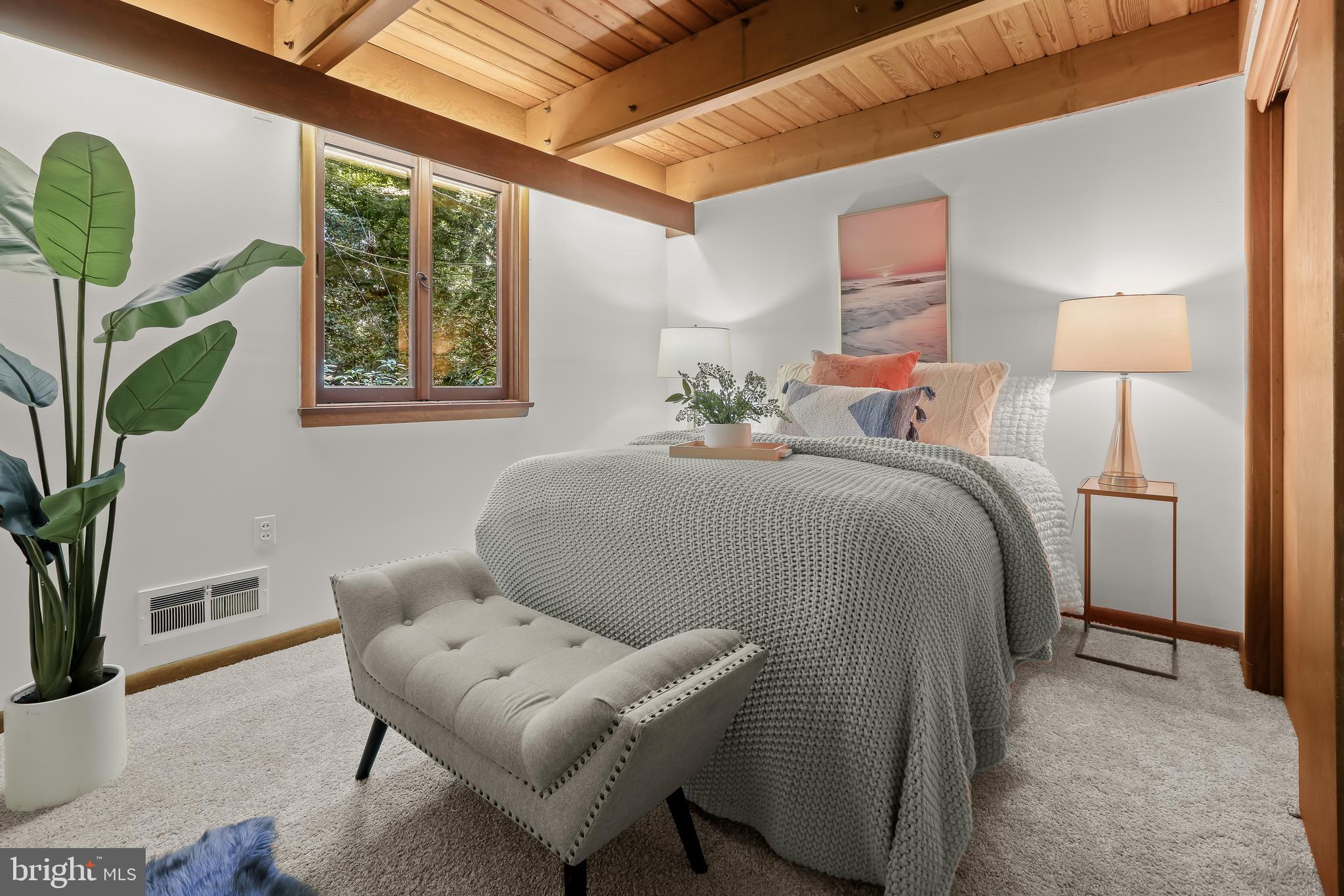 GIBSON ISLAND - Residential