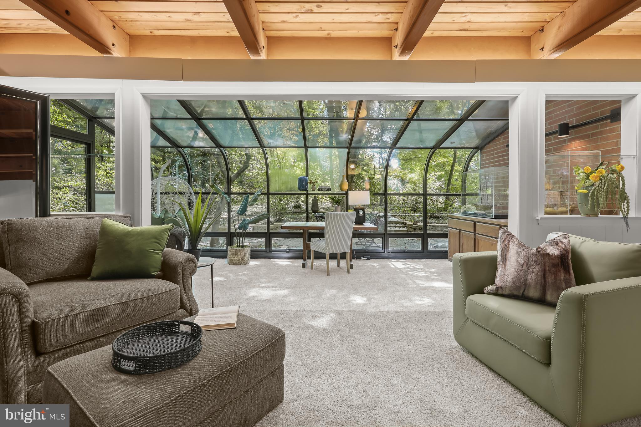 GIBSON ISLAND - Residential