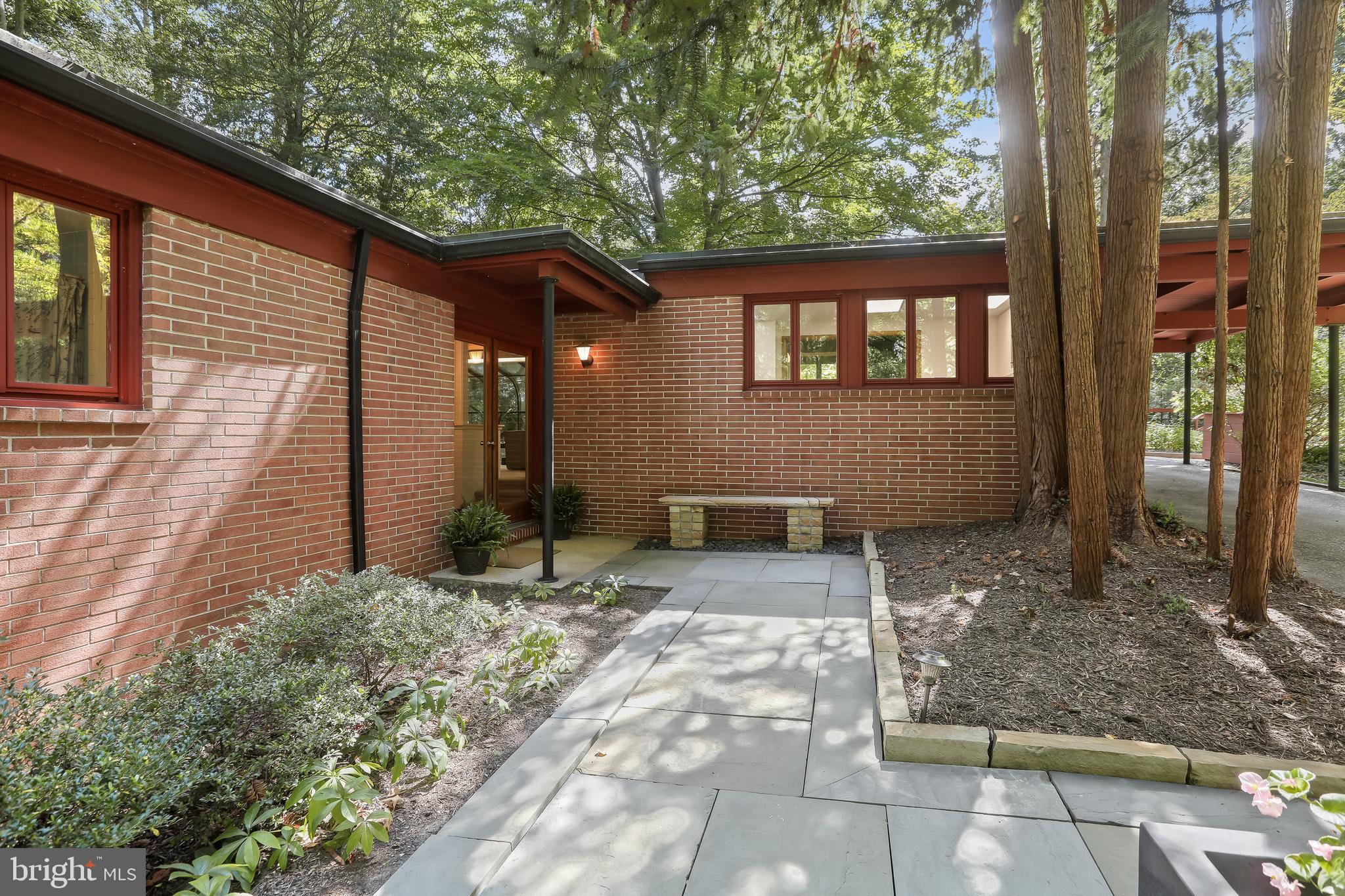 GIBSON ISLAND - Residential