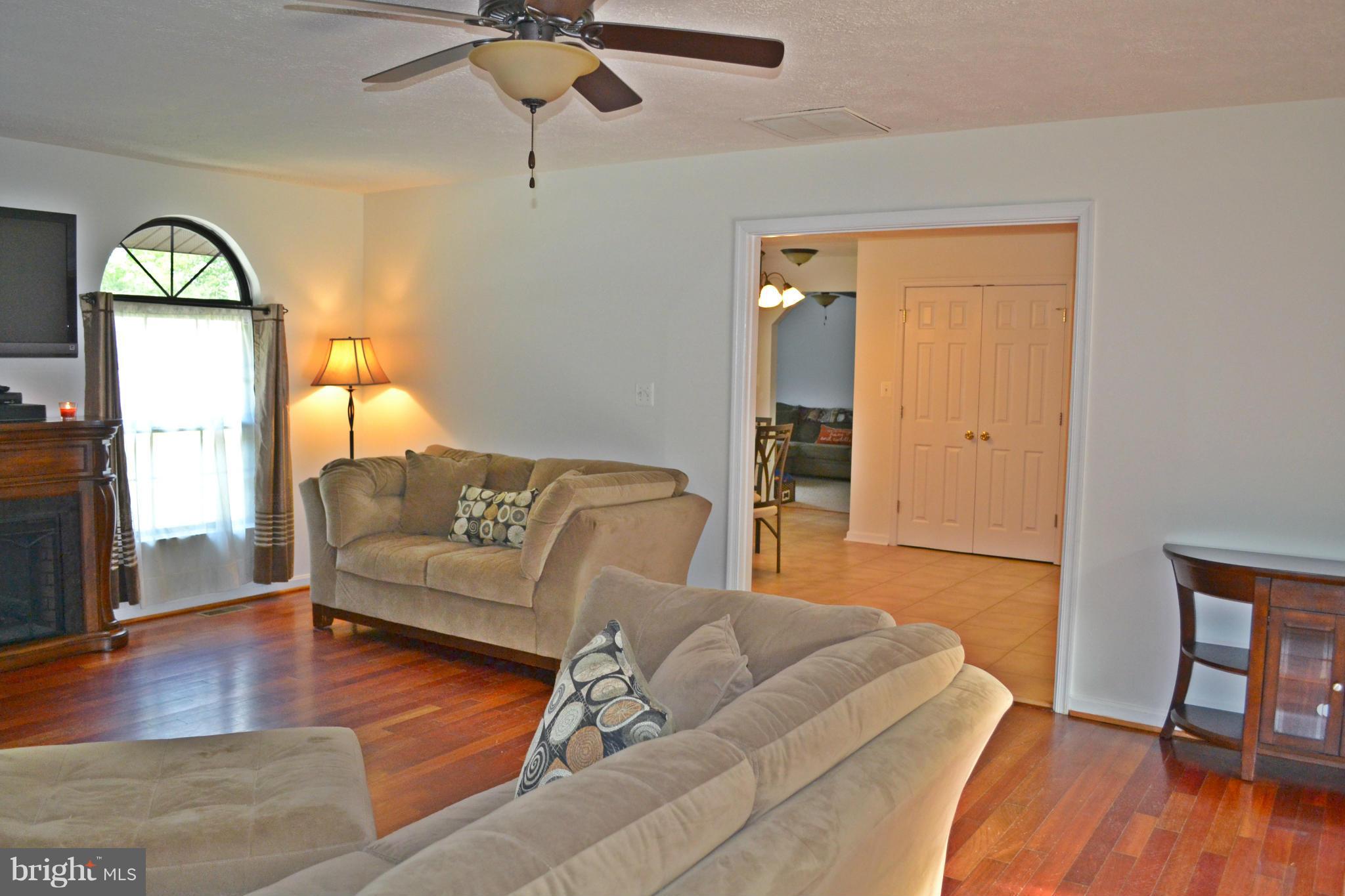 WHITE SANDS - Residential Lease