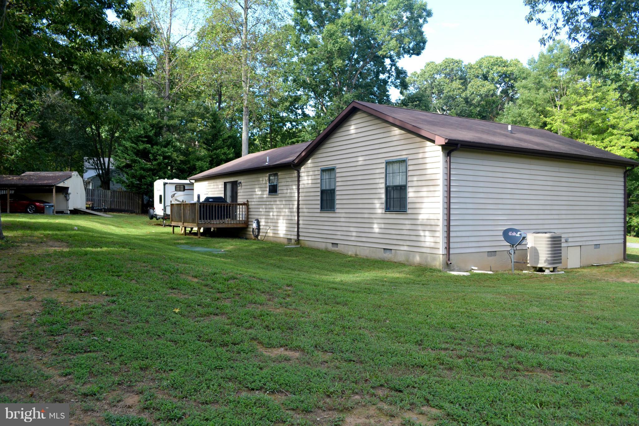 WHITE SANDS - Residential Lease