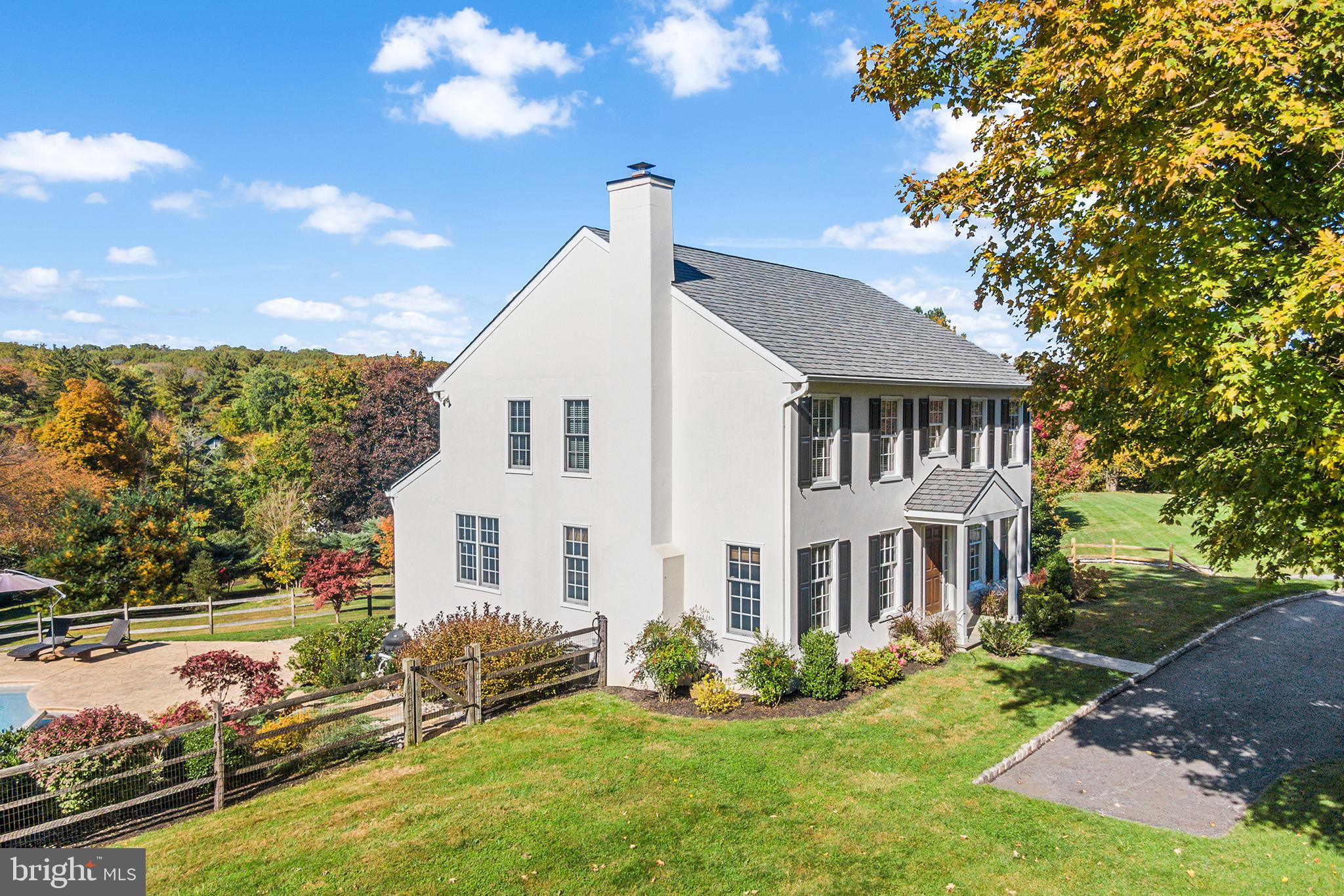 RADNOR HUNT - Residential