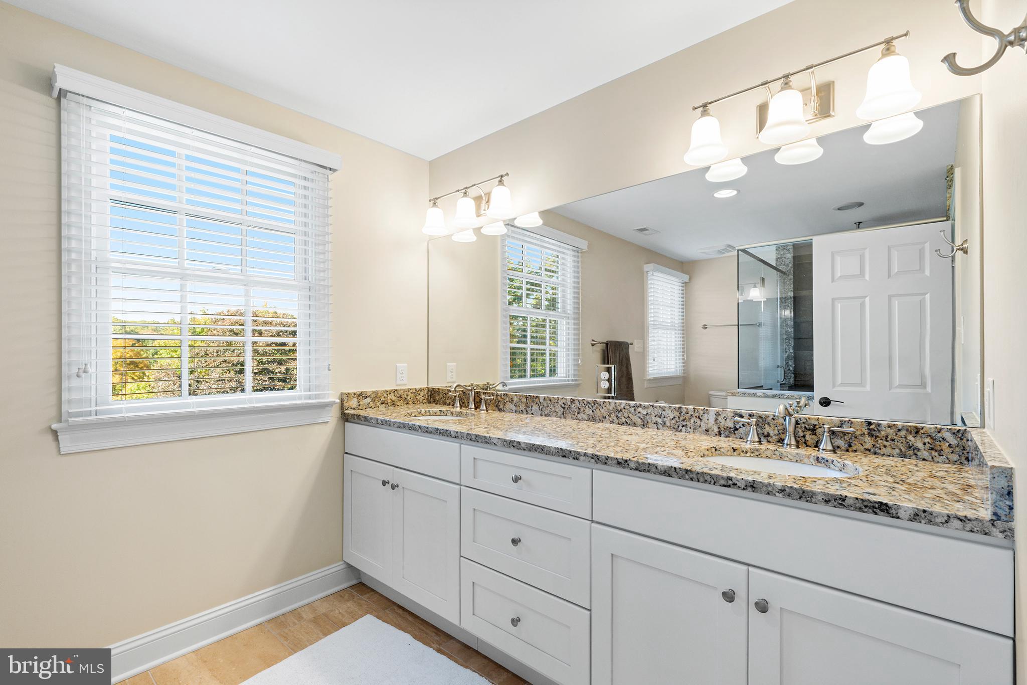 RADNOR HUNT - Residential