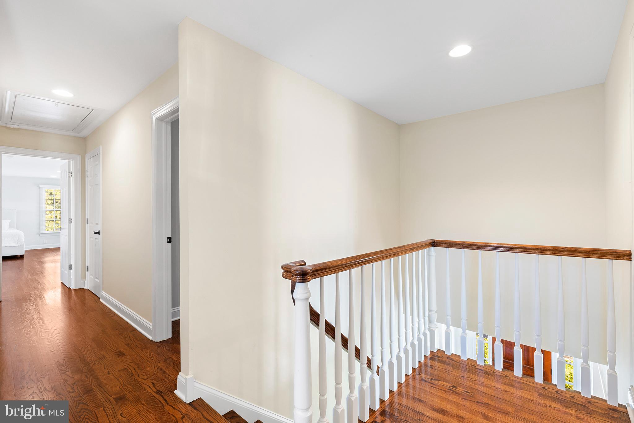 RADNOR HUNT - Residential