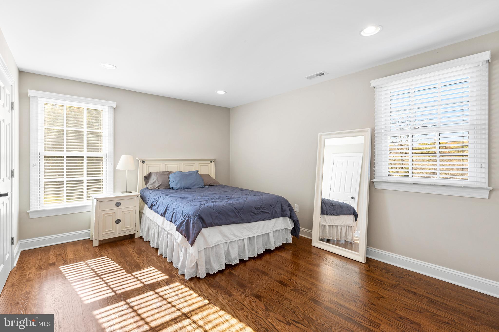 RADNOR HUNT - Residential