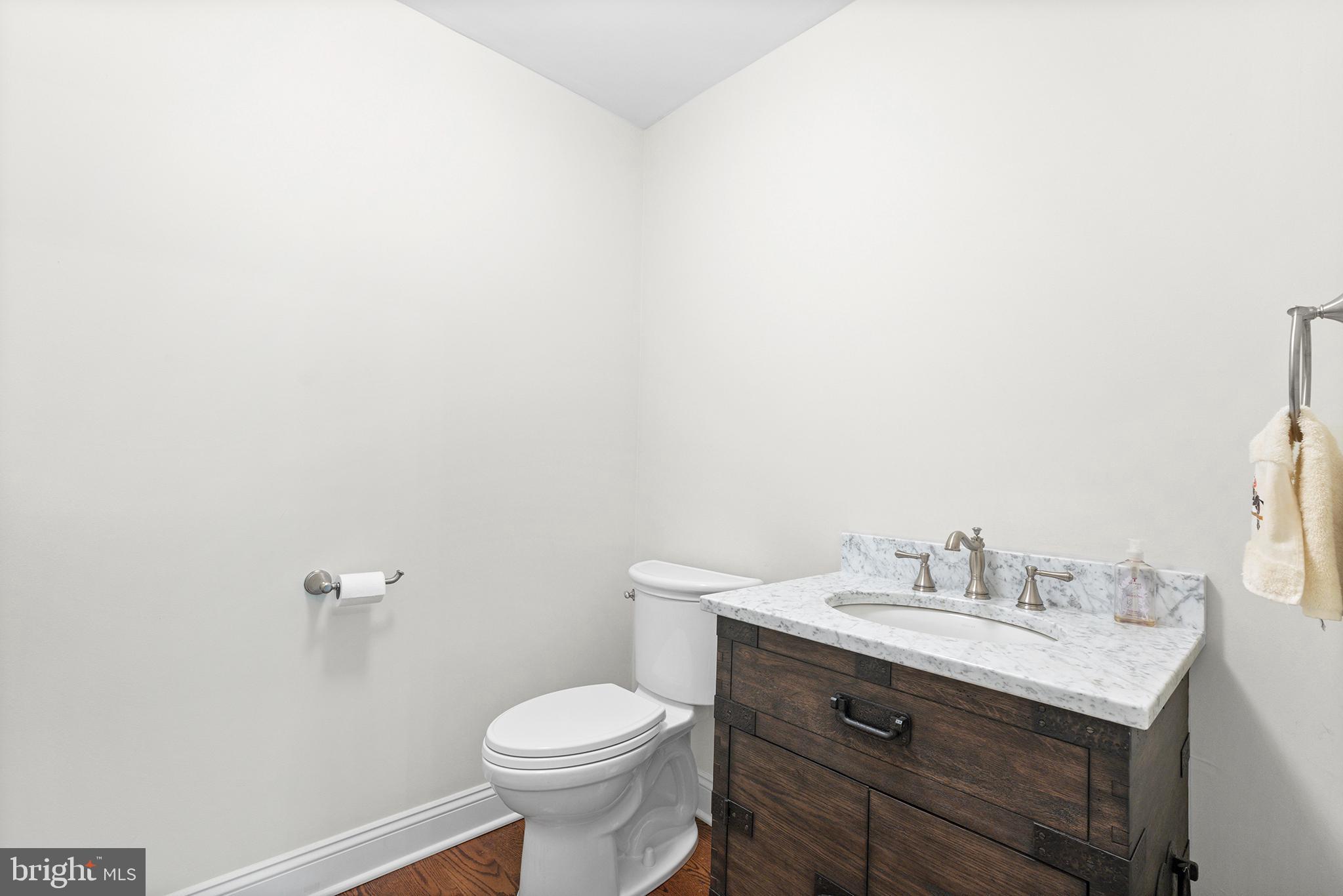 RADNOR HUNT - Residential