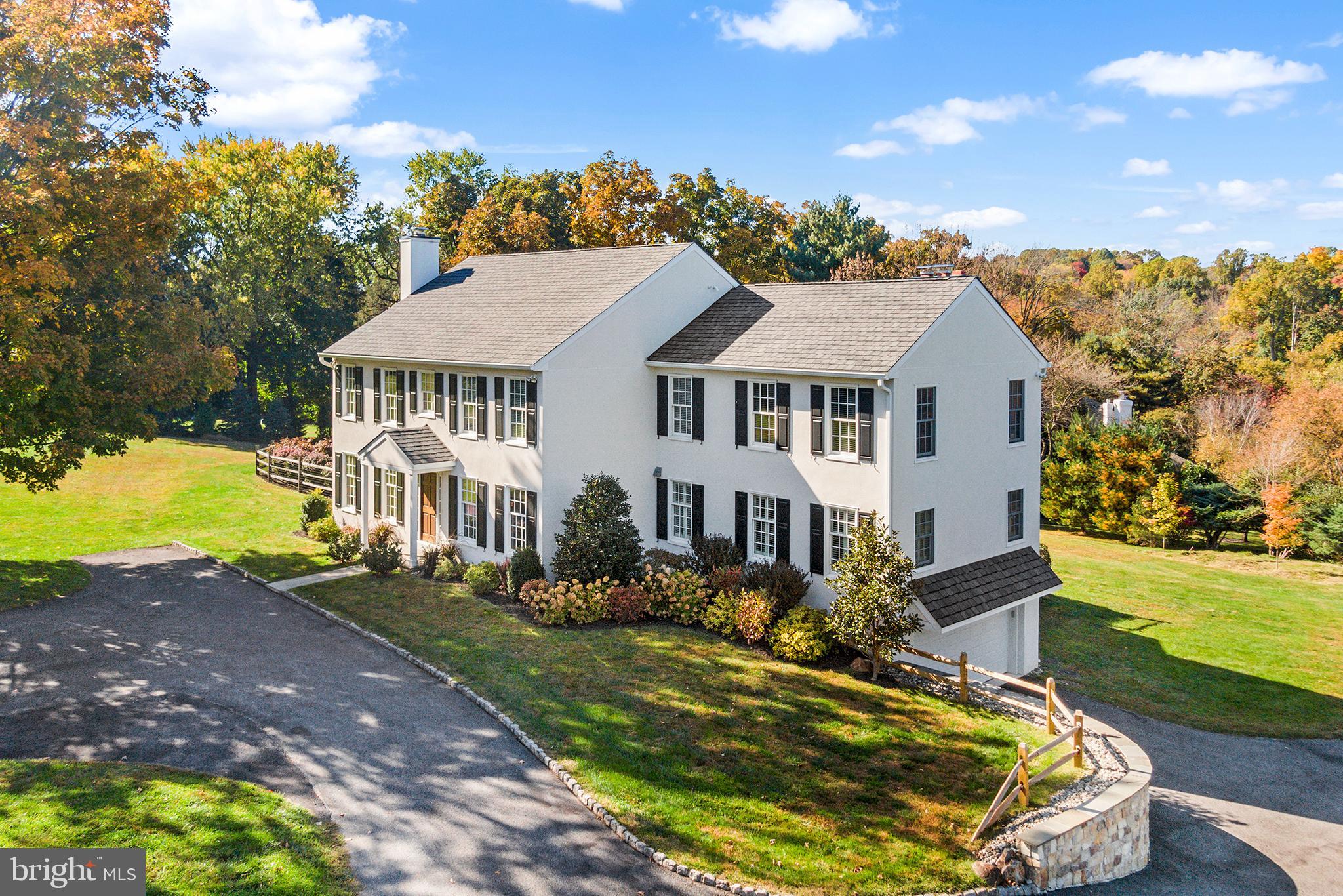 RADNOR HUNT - Residential
