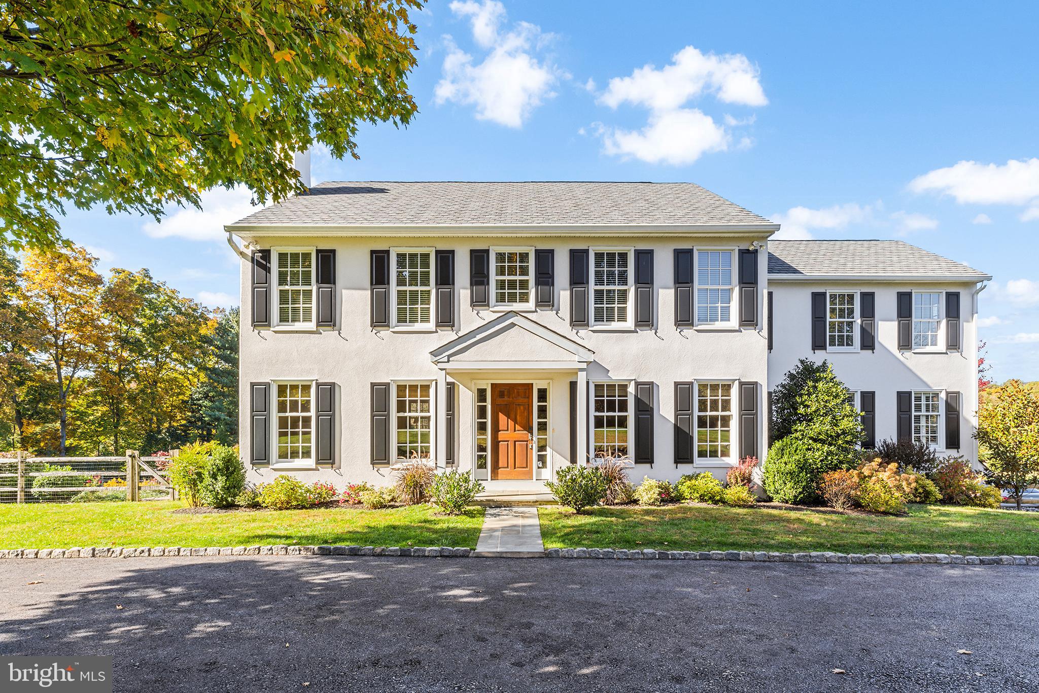 RADNOR HUNT - Residential