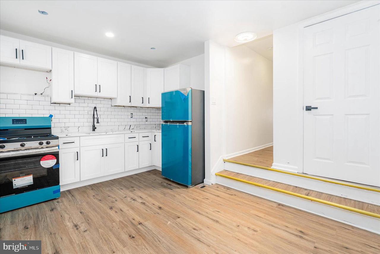 FRANKLIN SQUARE HISTORIC DISTRICT - Residential Lease