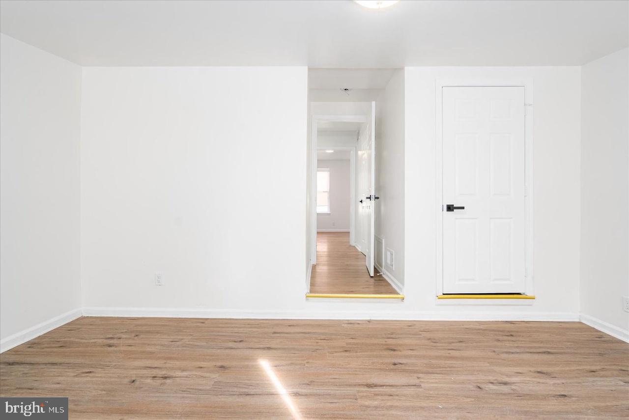 FRANKLIN SQUARE HISTORIC DISTRICT - Residential Lease