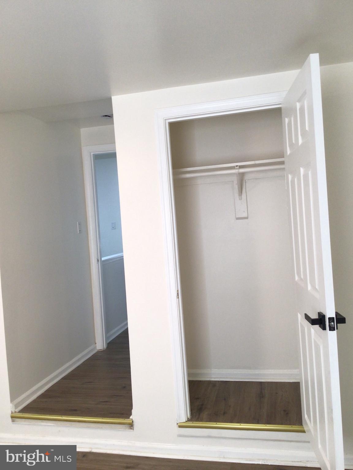 FRANKLIN SQUARE HISTORIC DISTRICT - Residential Lease