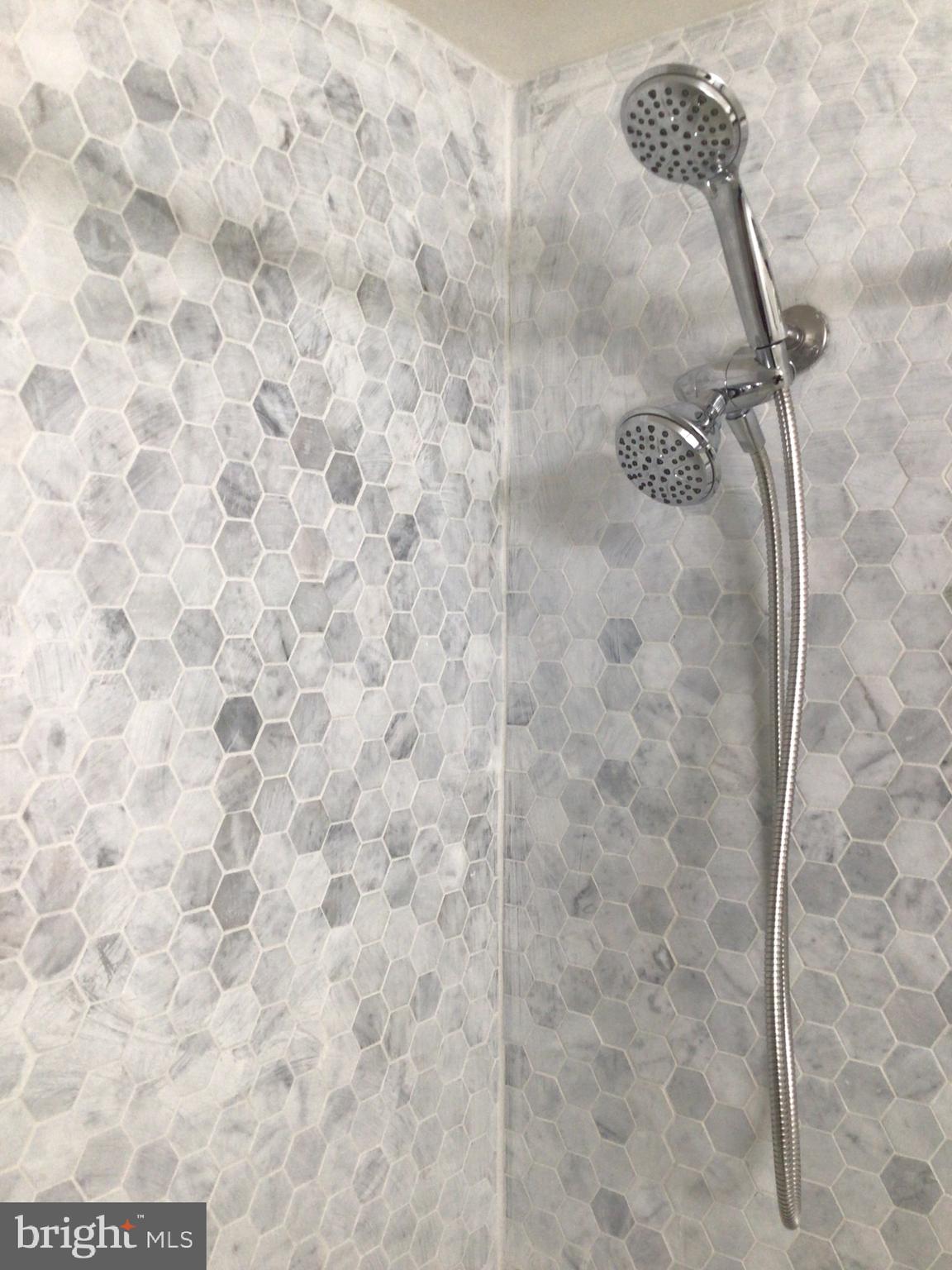 FRANKLIN SQUARE HISTORIC DISTRICT - Residential Lease