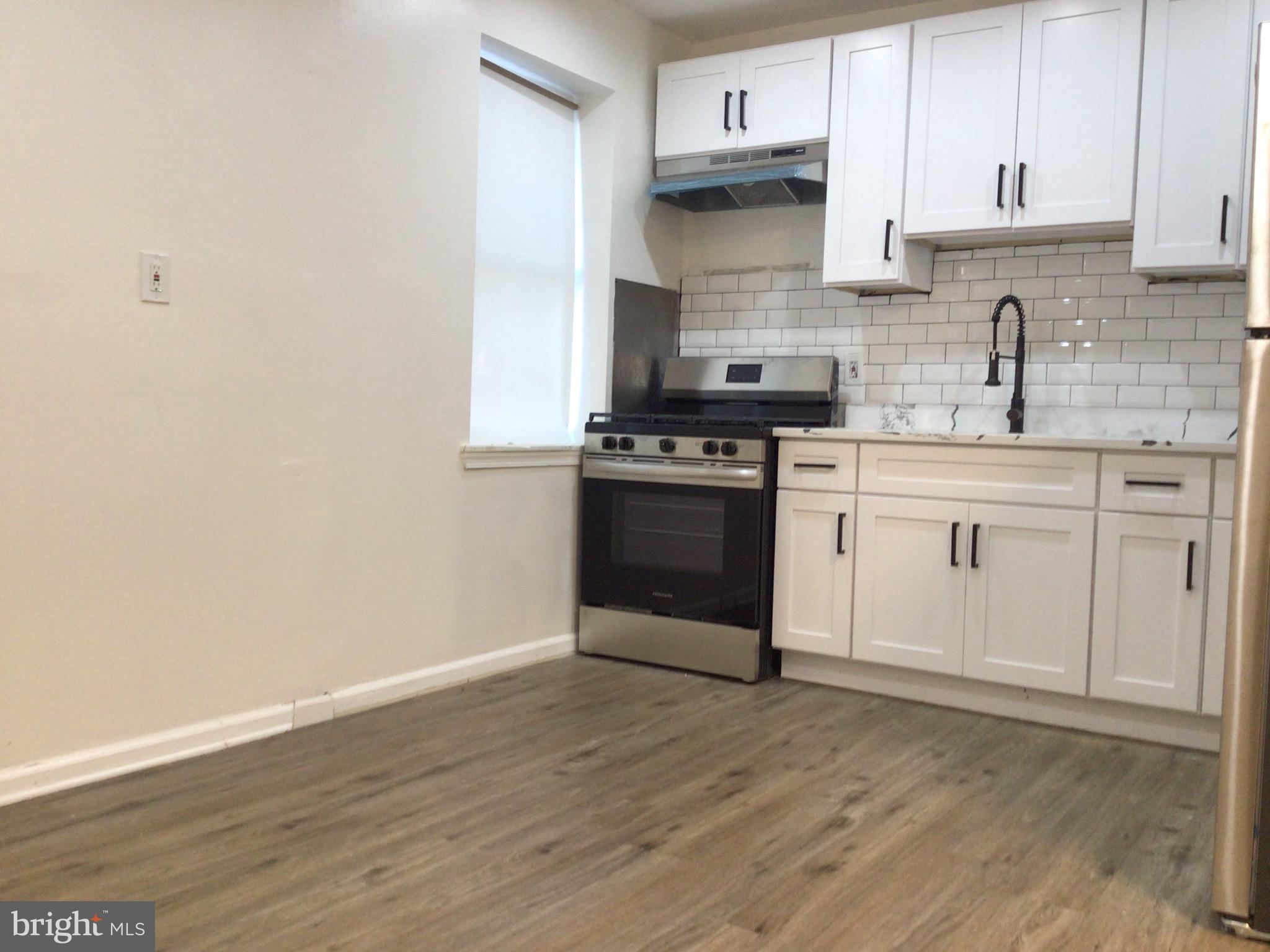 FRANKLIN SQUARE HISTORIC DISTRICT - Residential Lease