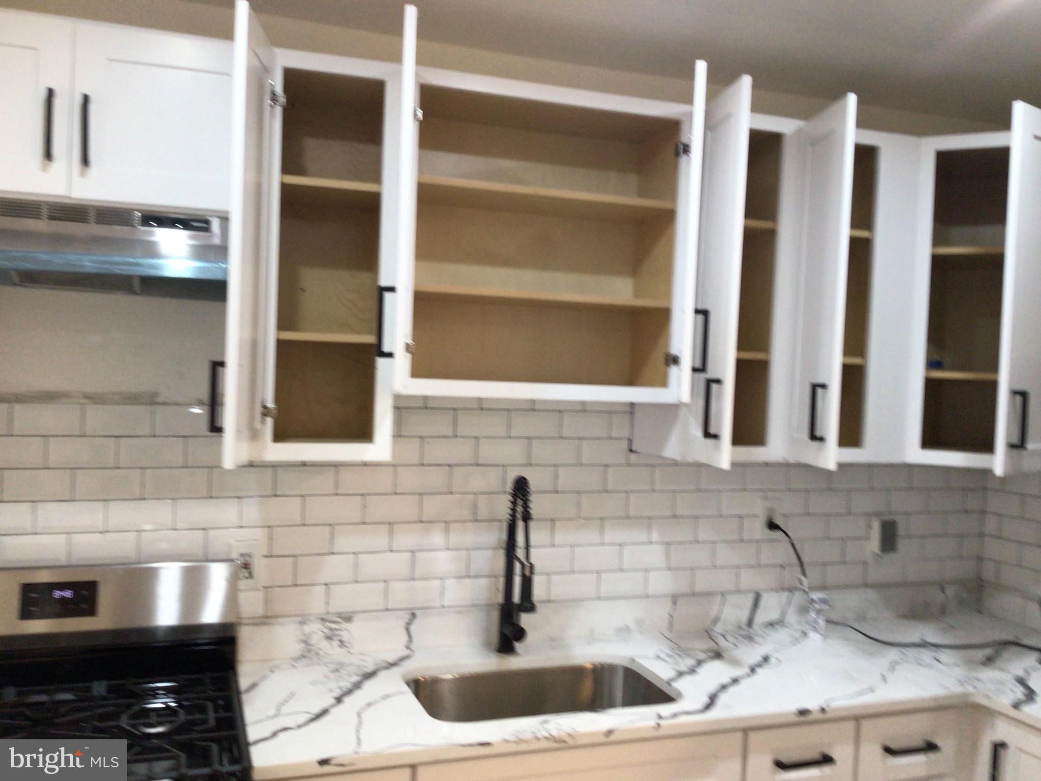 FRANKLIN SQUARE HISTORIC DISTRICT - Residential Lease