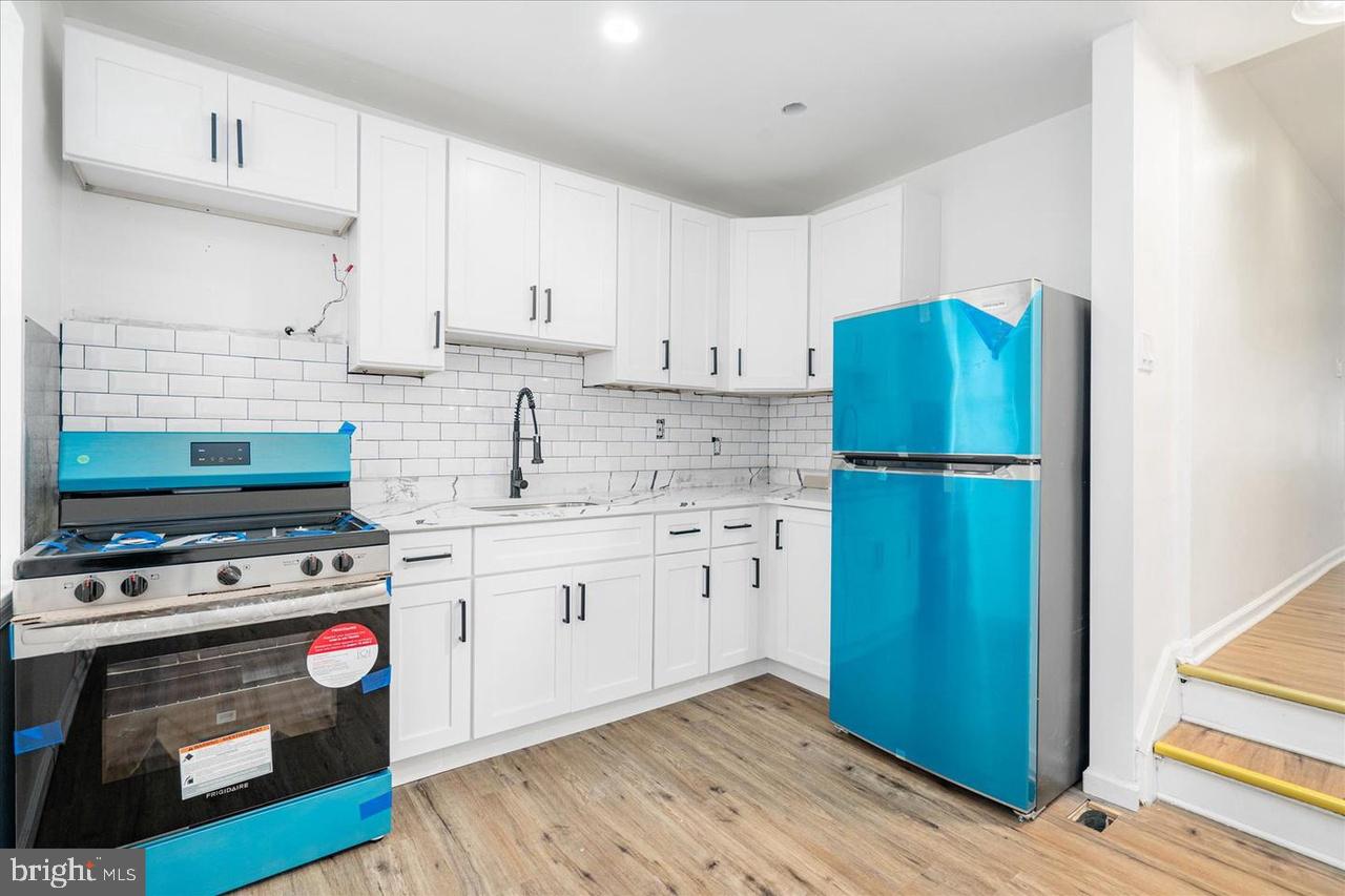 FRANKLIN SQUARE HISTORIC DISTRICT - Residential Lease