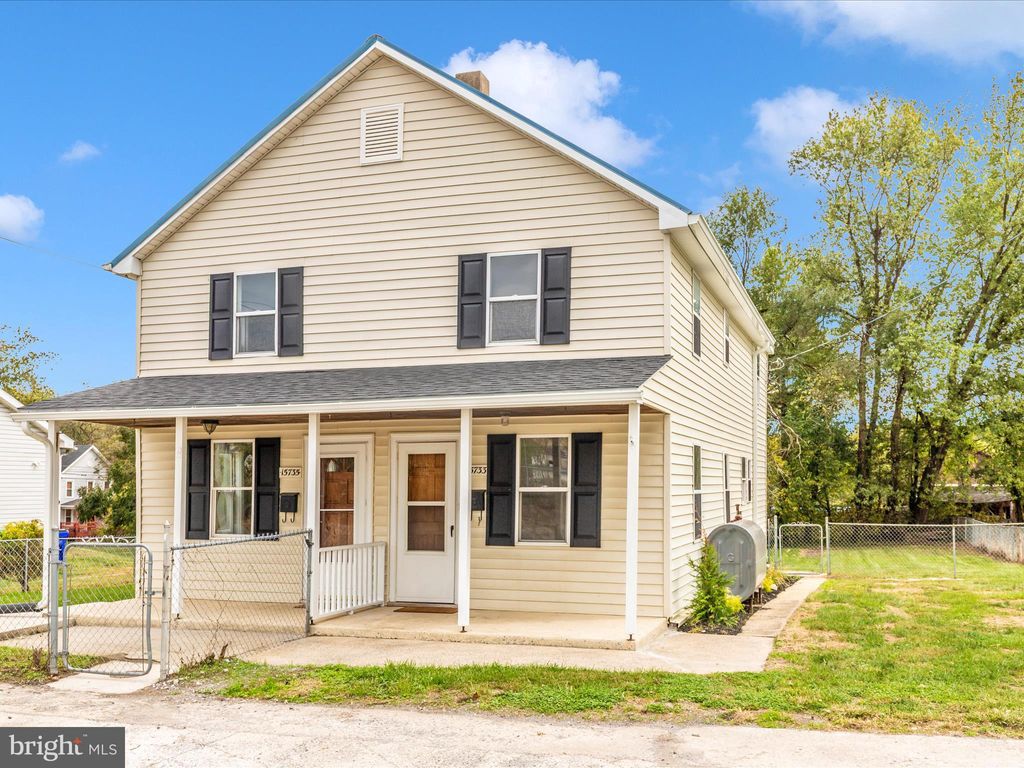 Photo of 15733 Fenton Avenue, WILLIAMSPORT, MD 21795 (MLS # MDWA2032130)