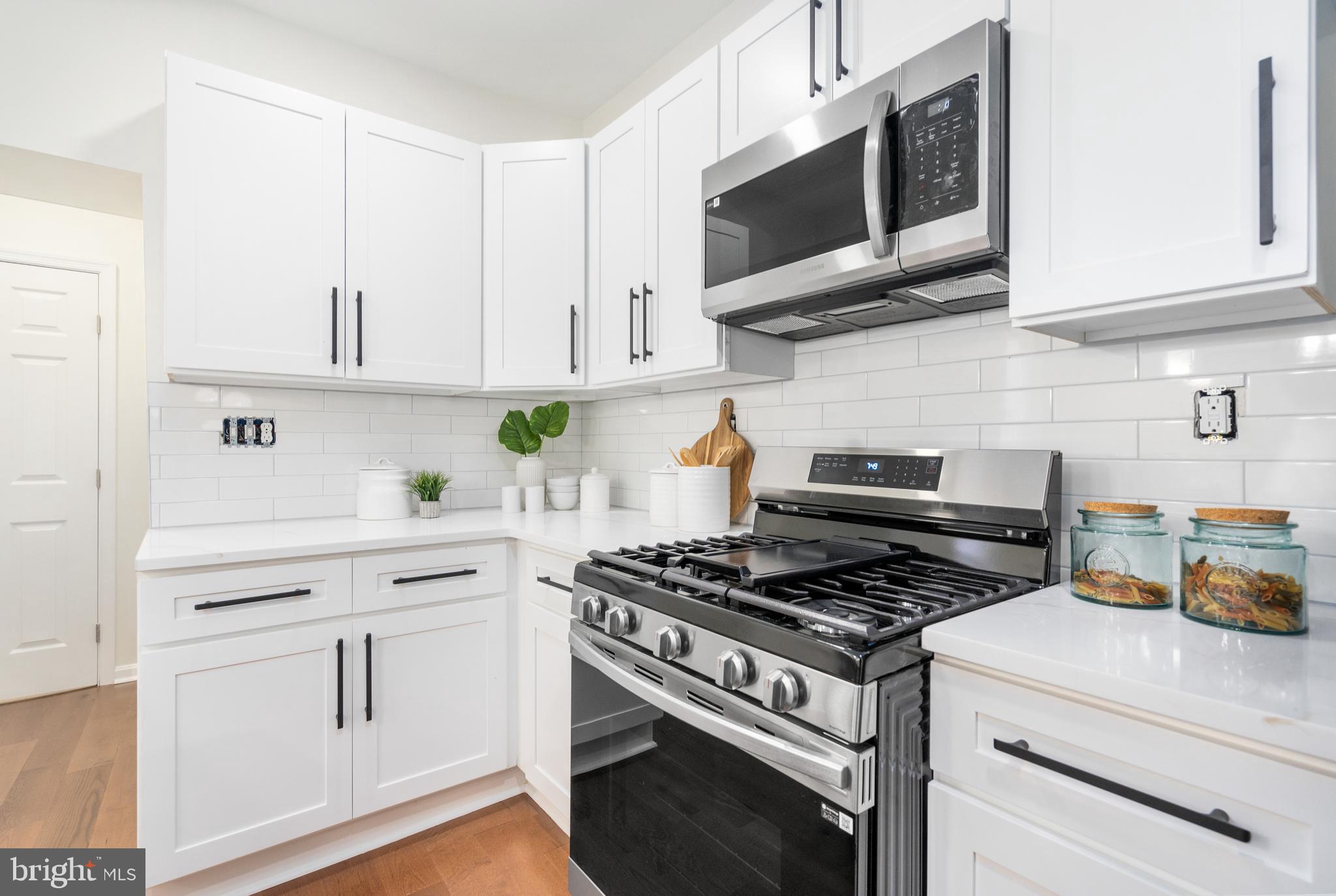 MONDAWMIN - Residential