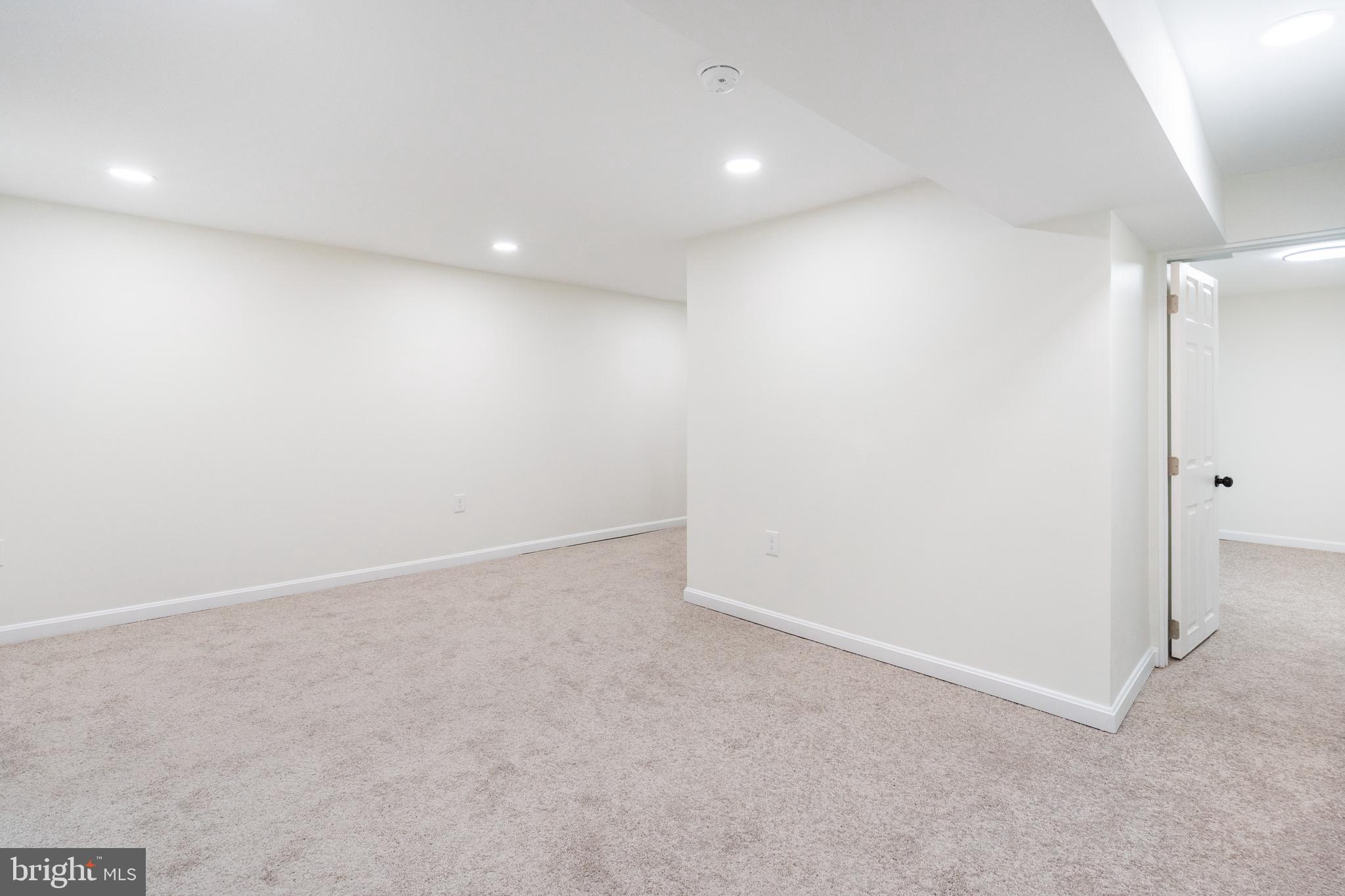 MONDAWMIN - Residential