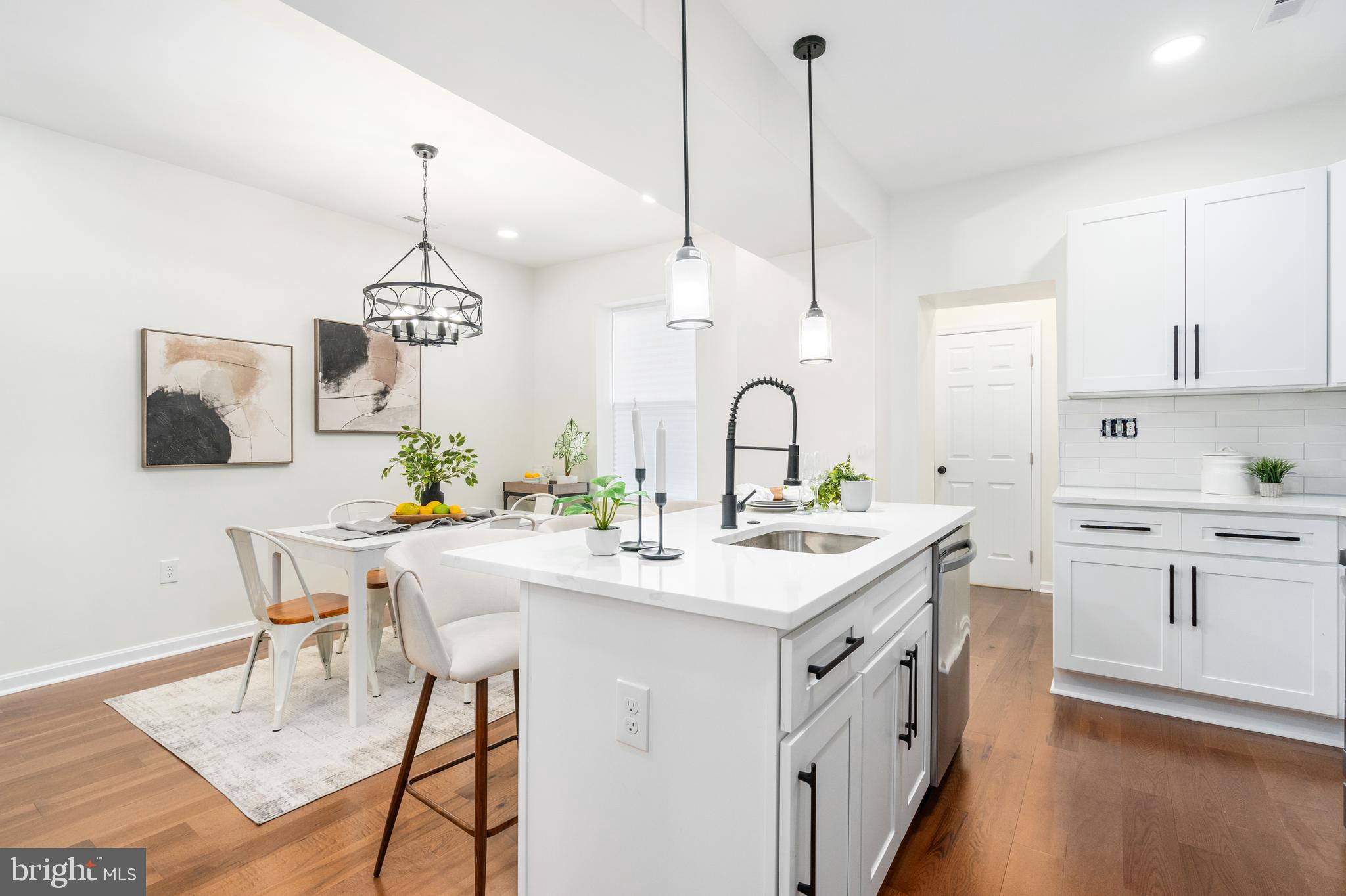 MONDAWMIN - Residential