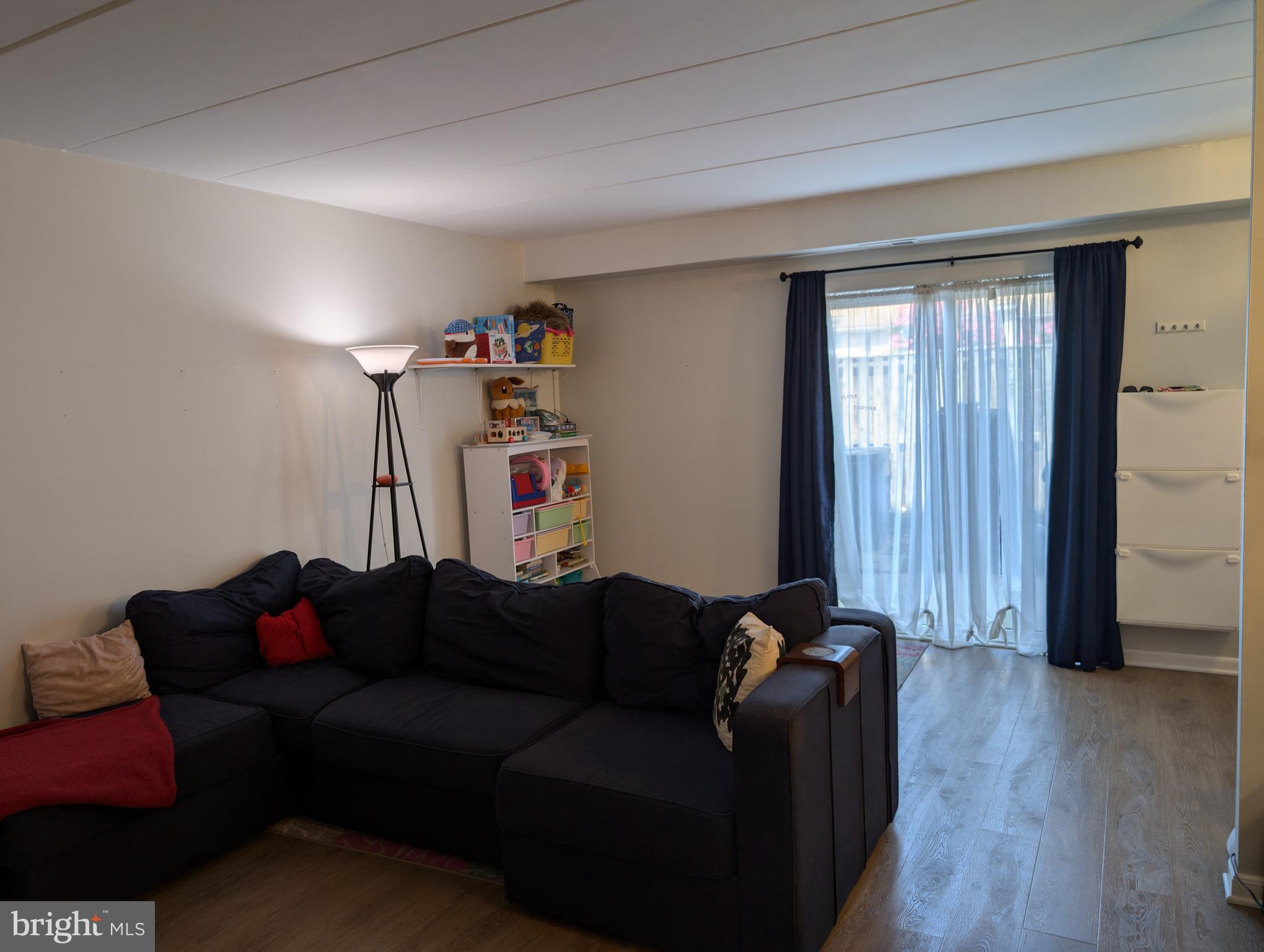 VILLAGE OF WILDE LAKE - Residential Lease