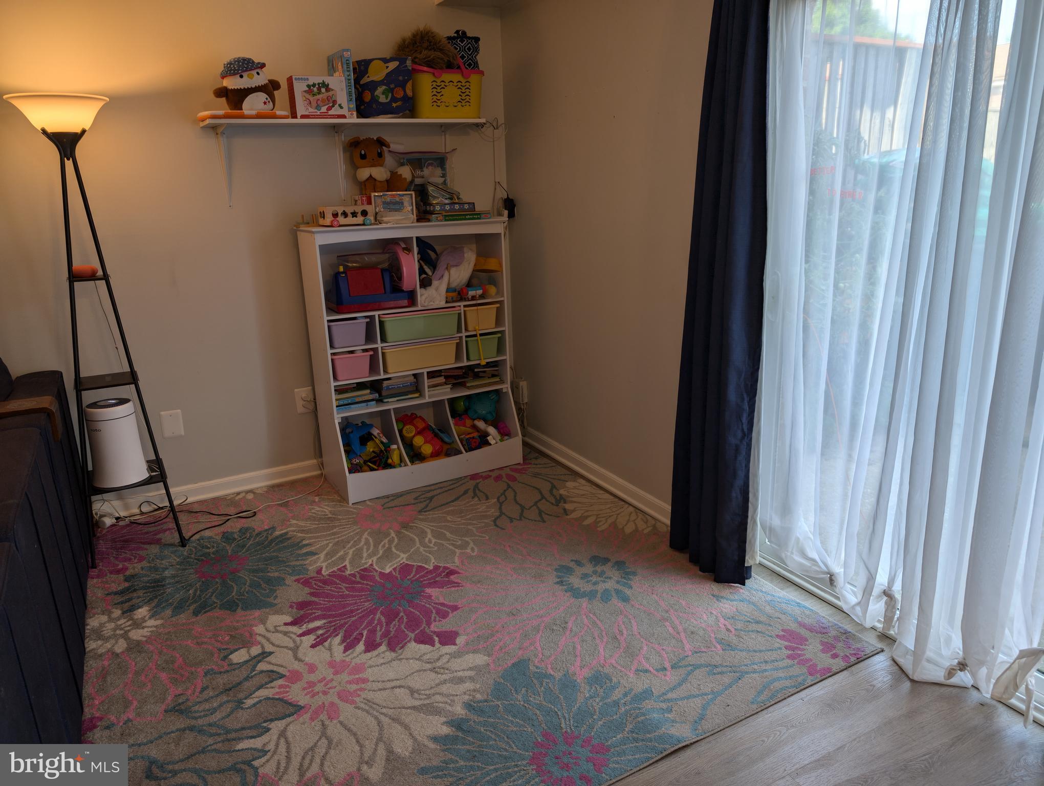 VILLAGE OF WILDE LAKE - Residential Lease