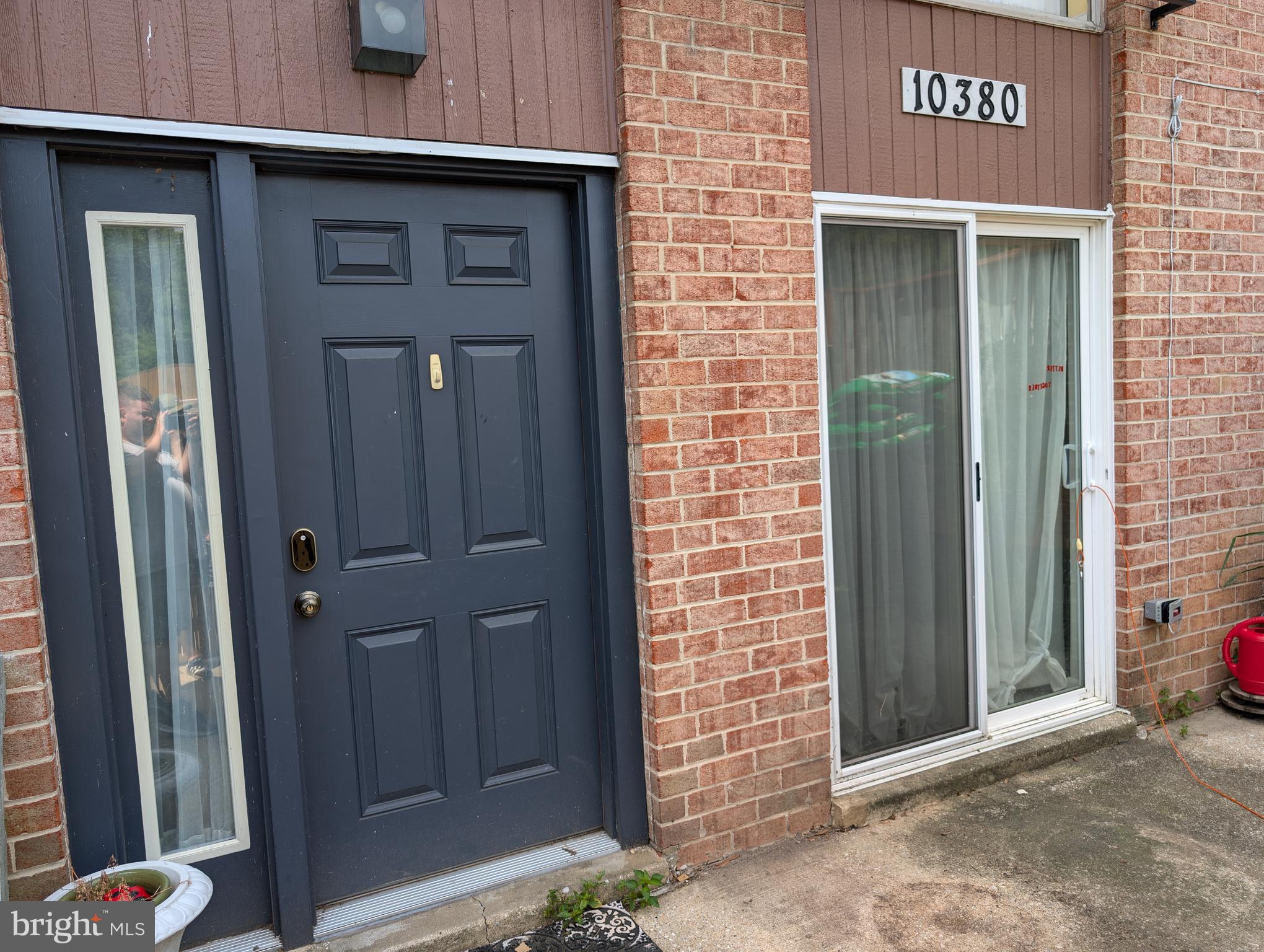 VILLAGE OF WILDE LAKE - Residential Lease