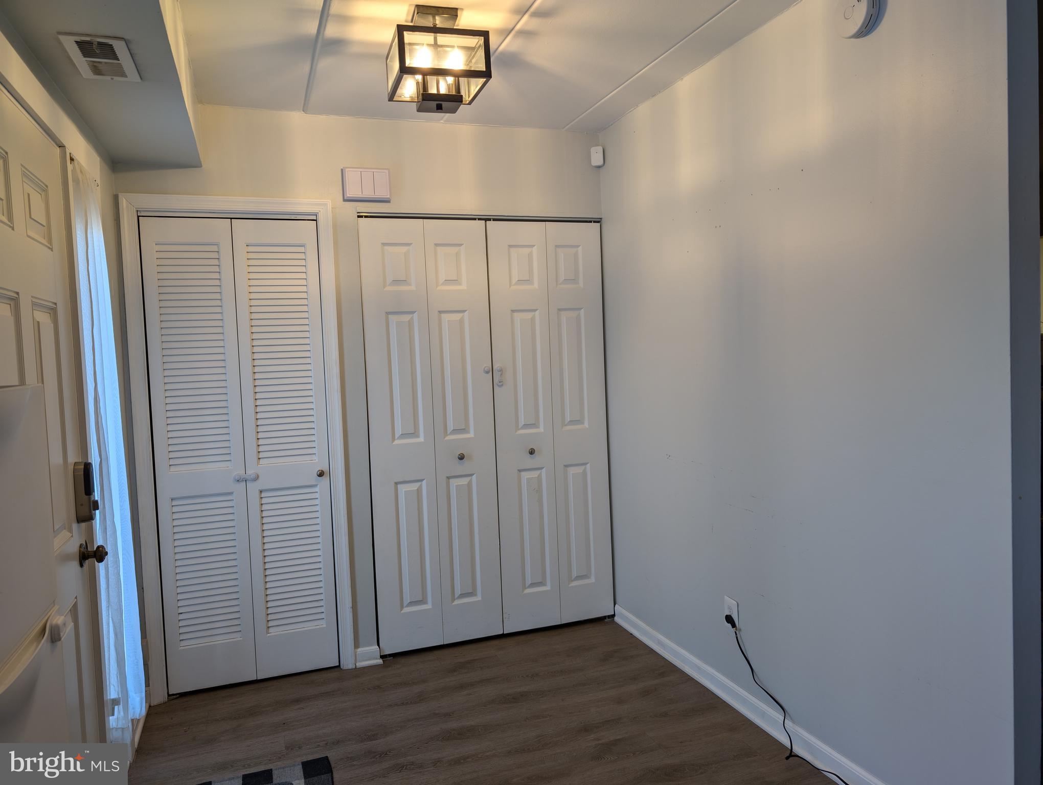 VILLAGE OF WILDE LAKE - Residential Lease