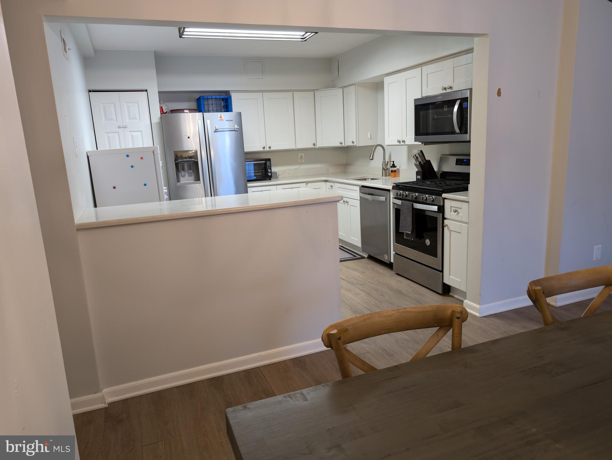 VILLAGE OF WILDE LAKE - Residential Lease