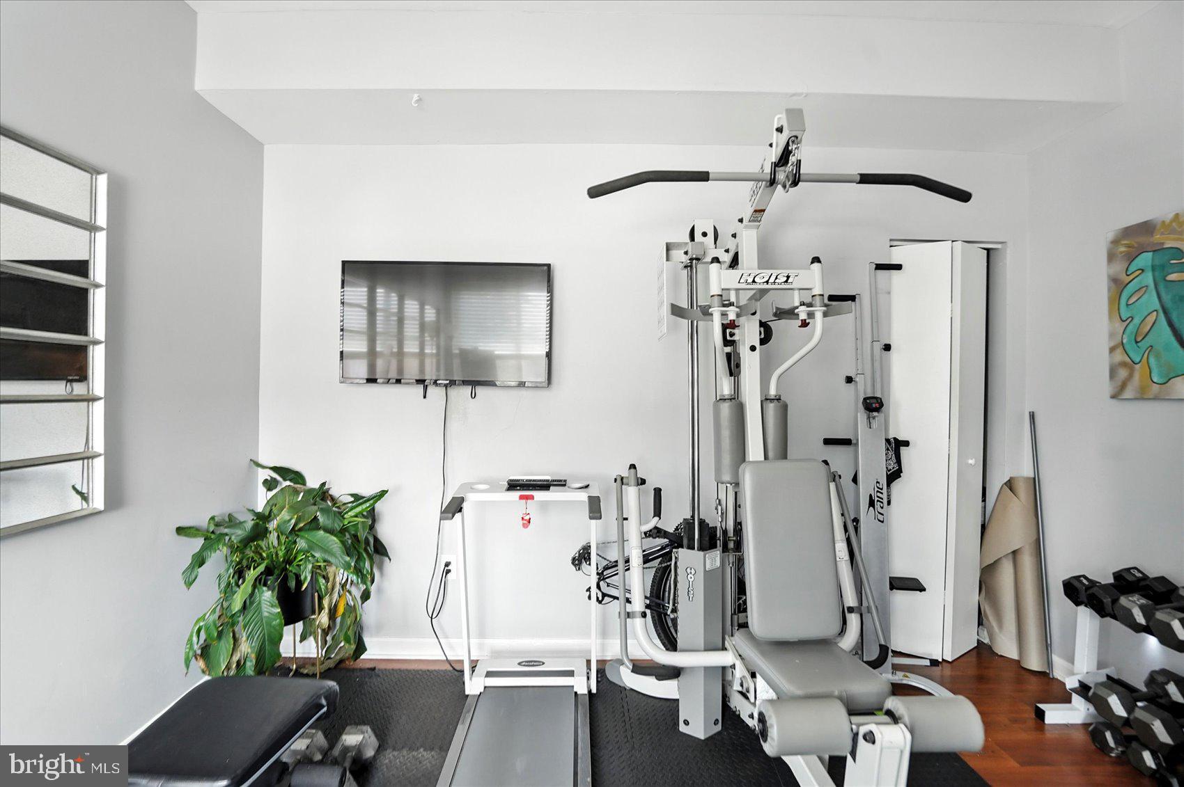 RESERVOIR HILL - Commercial Sale
