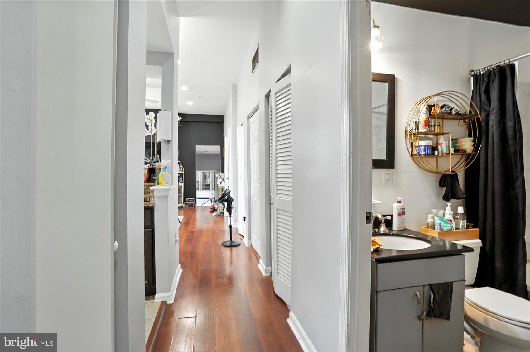 RESERVOIR HILL - Commercial Sale