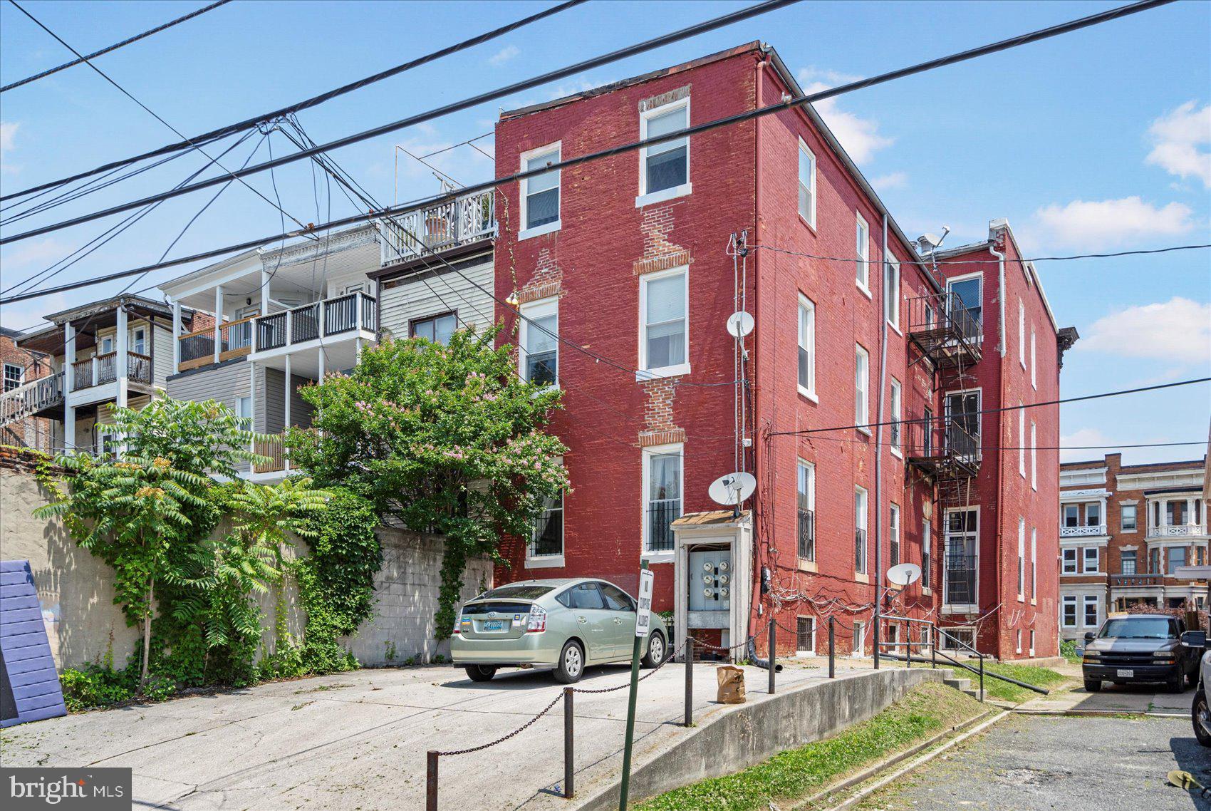 RESERVOIR HILL - Commercial Sale