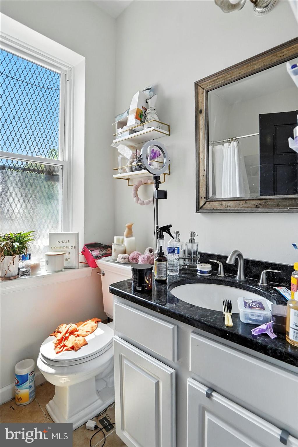 RESERVOIR HILL - Commercial Sale