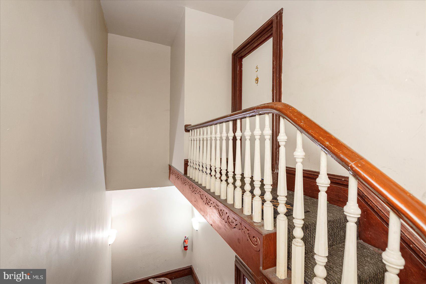 RESERVOIR HILL - Commercial Sale