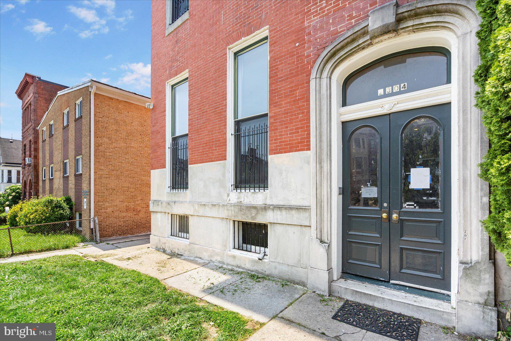 RESERVOIR HILL - Commercial Sale
