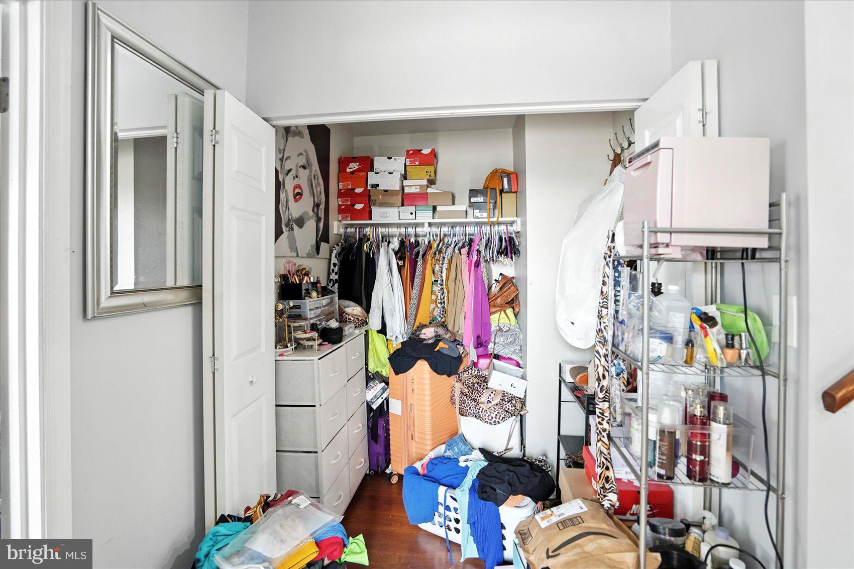 RESERVOIR HILL - Commercial Sale