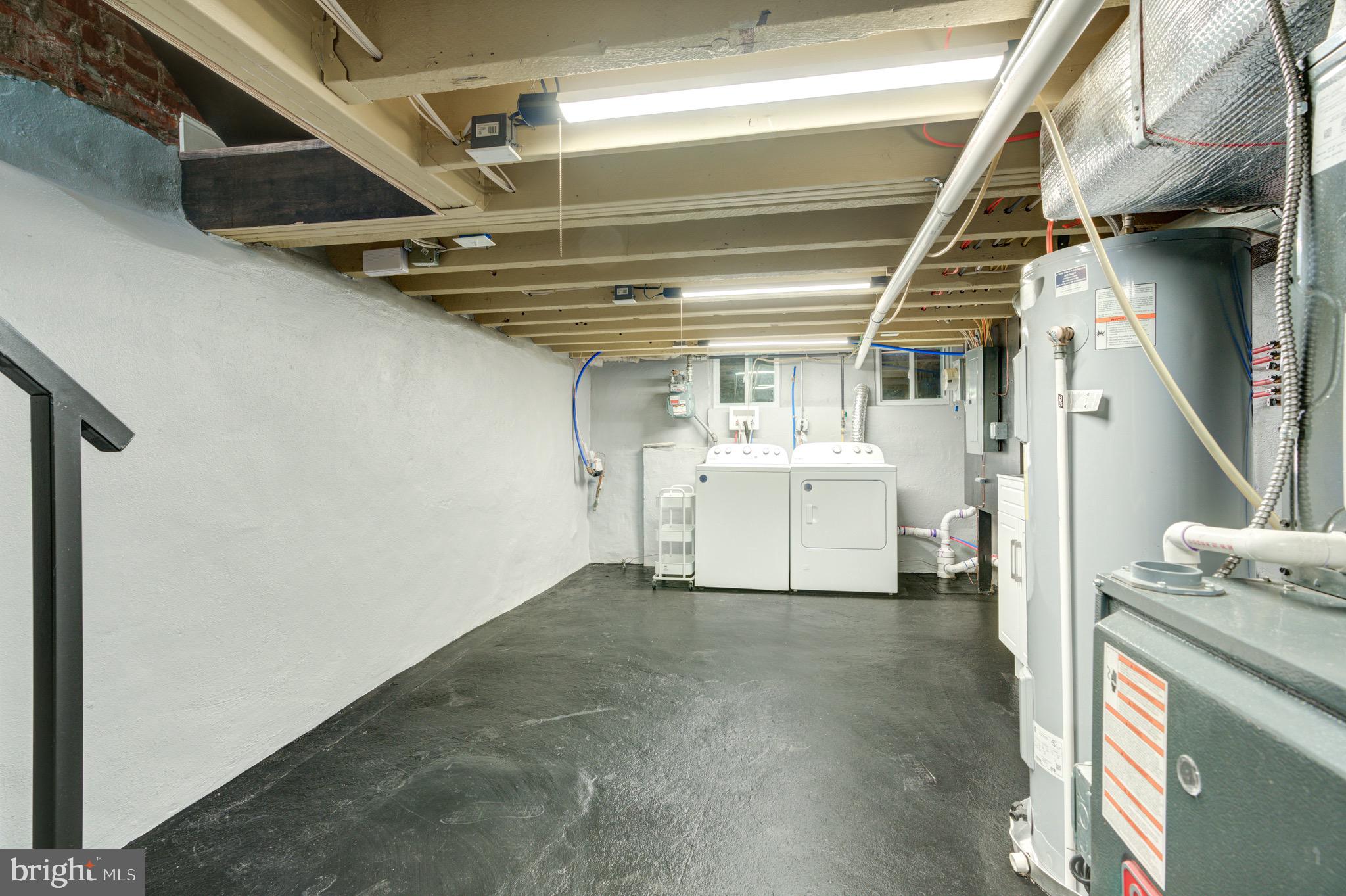 KENSINGTON - Residential